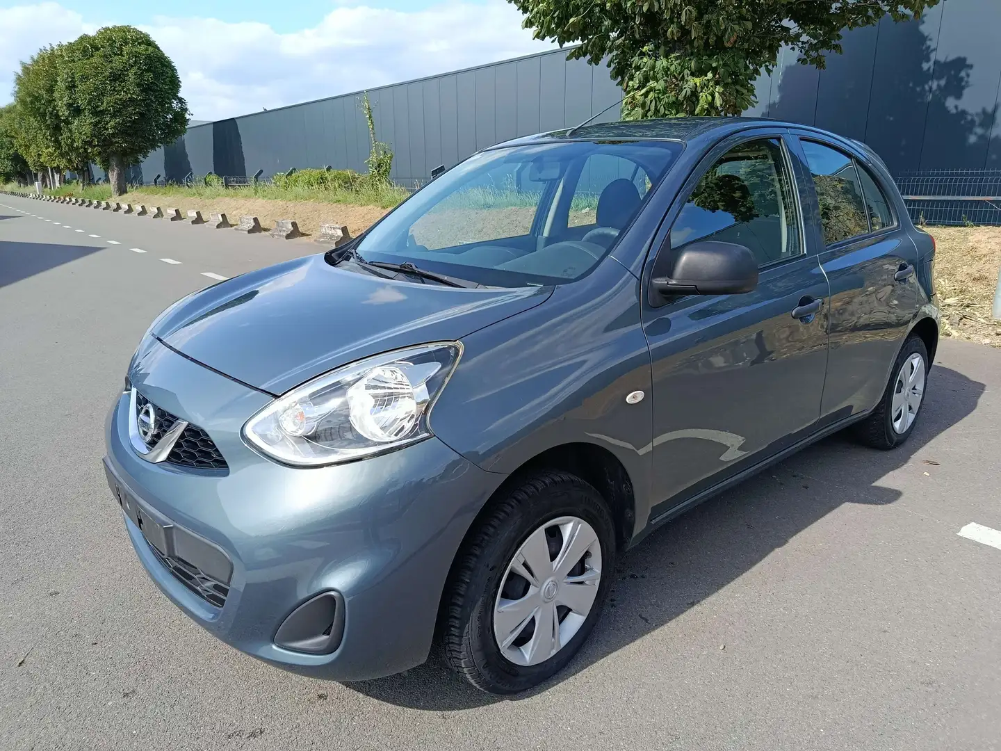 Nissan Micra 1.2i Acenta Gris - 1