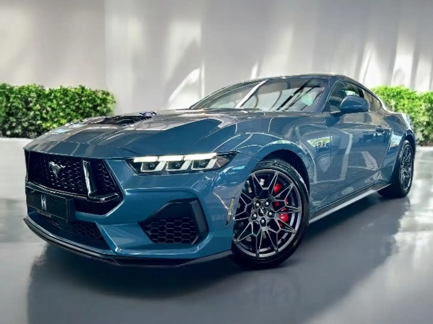Ford Mustang GT V8 Fastback Automatik + MagneRide Blauw - 1