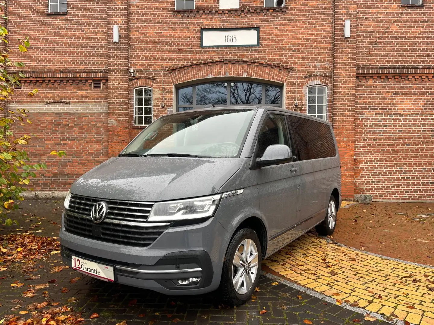 Volkswagen T6 Multivan T6.1 Multivan Generation Six /6 Gang/Extras Grau - 1