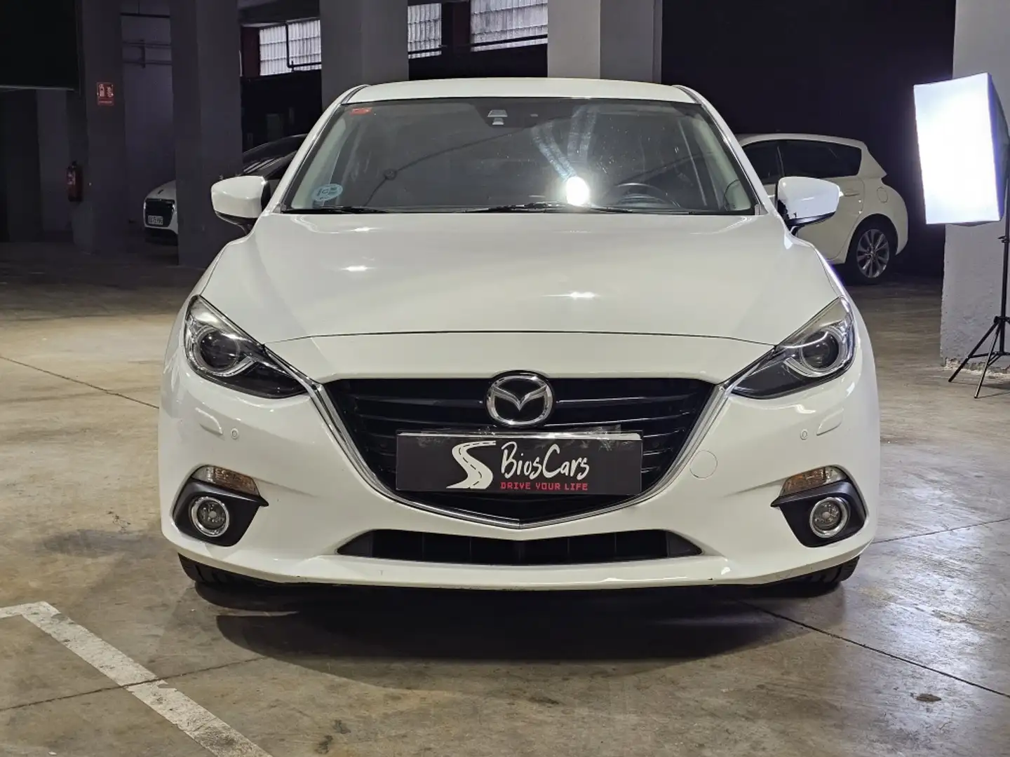 Mazda 3 1.5 Luxury 77kW Blanco - 2