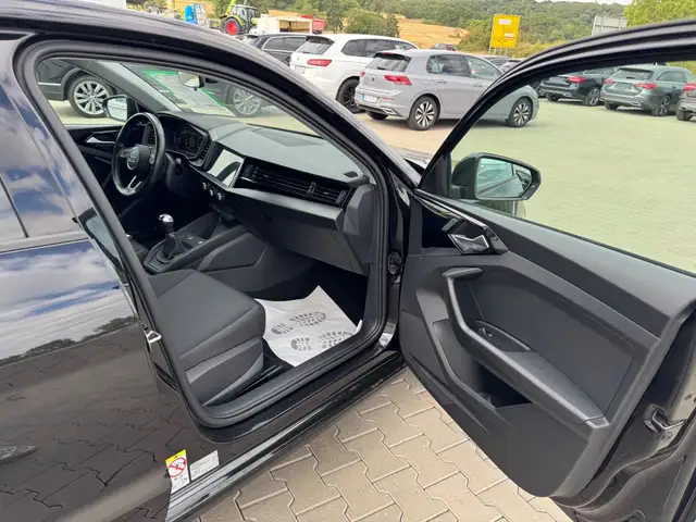 Audi A1 view 14