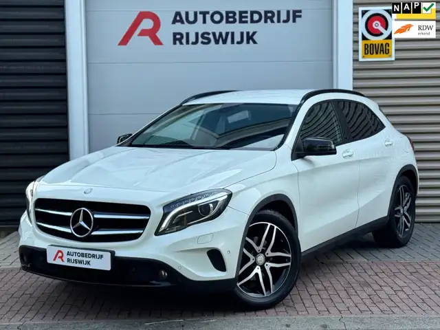 Mercedes-Benz GLA 200 Edition 1