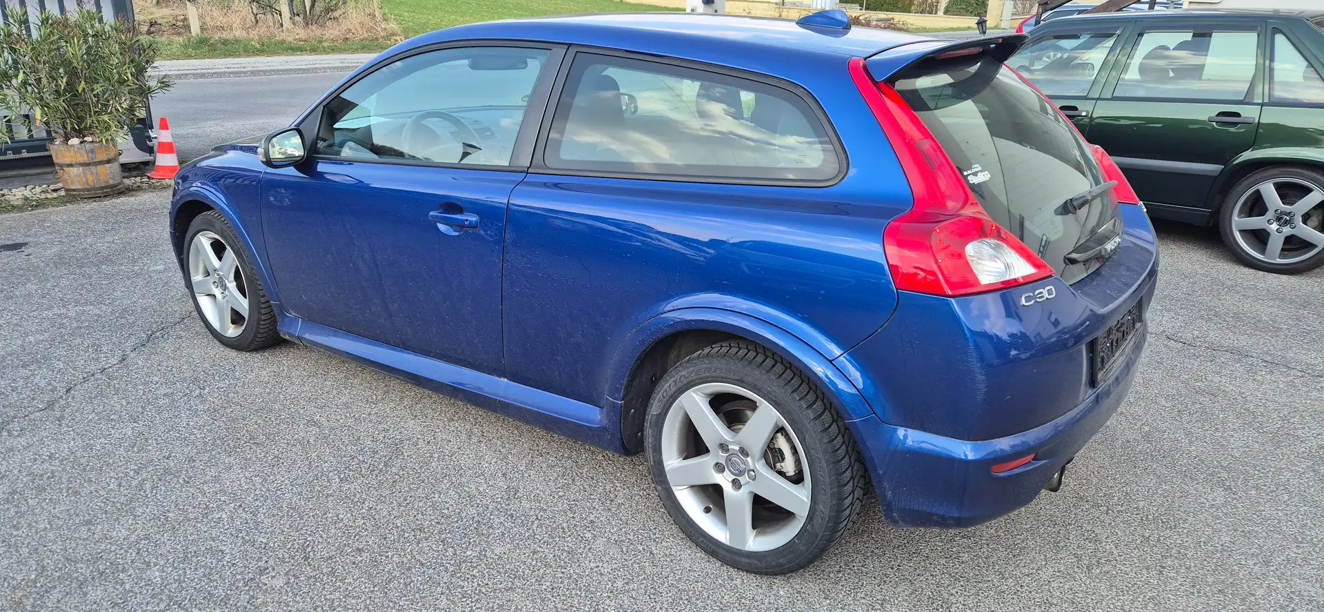 Volvo C30 2.0 D Summum R-Design Blau - 2