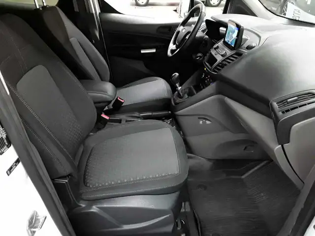 Ford Transit view 8