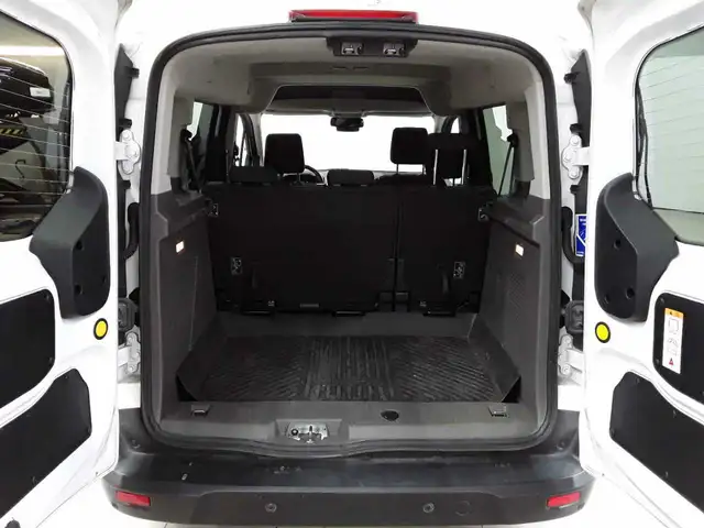 Ford Transit view 15