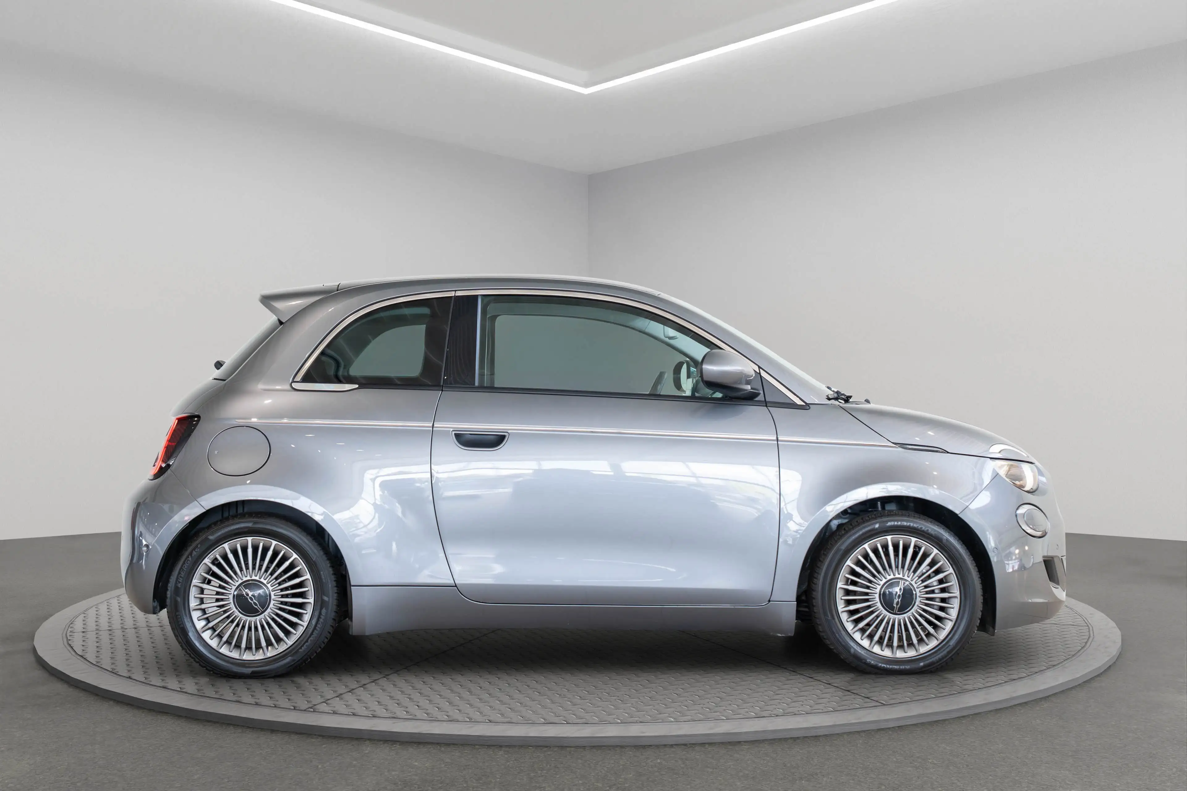 Fiat 500e Icon 42 kWh | Camera | Stoelverwarming | Apple Car — photo 5