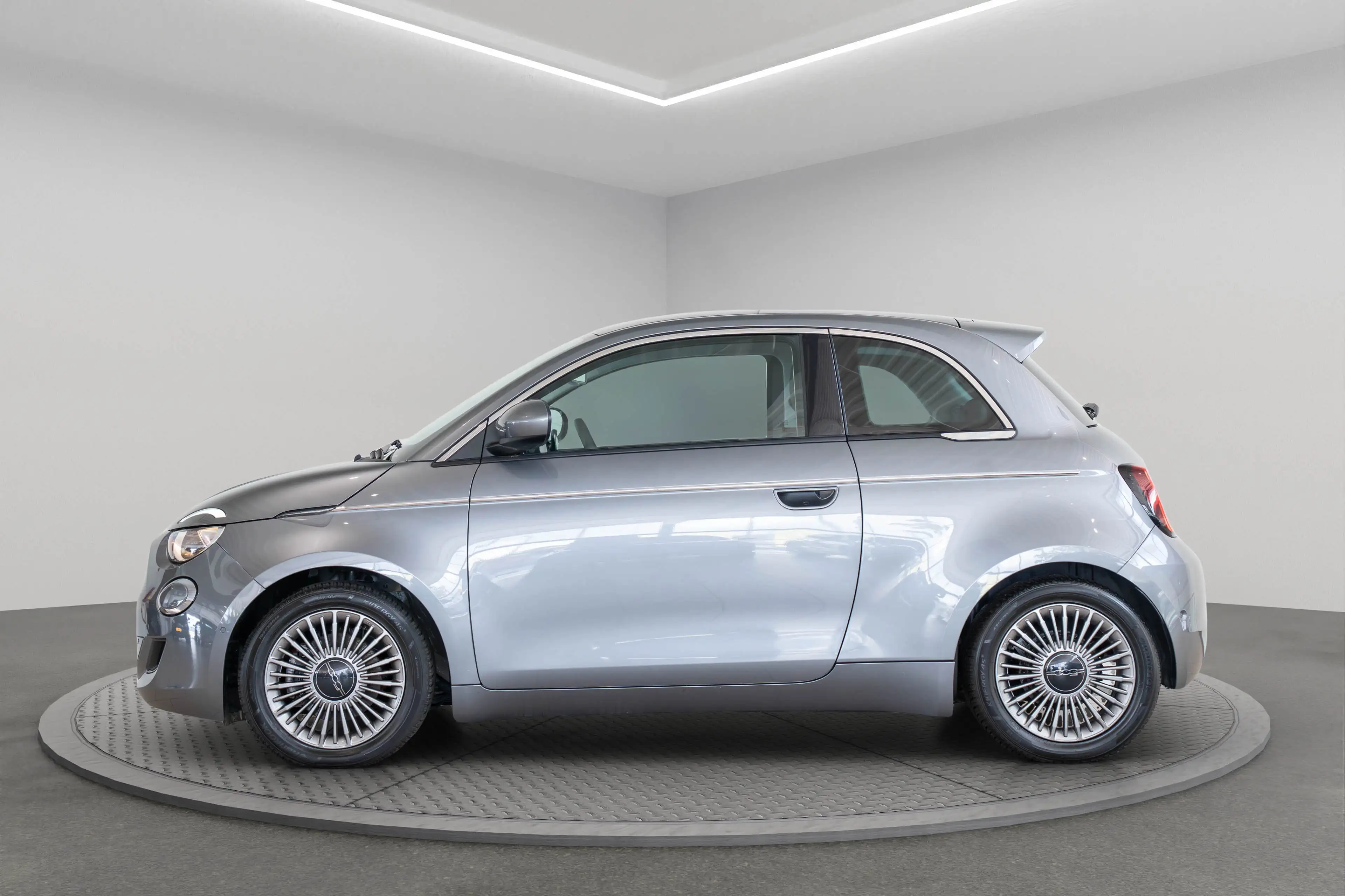 Fiat 500e Icon 42 kWh | Camera | Stoelverwarming | Apple Car — photo 4