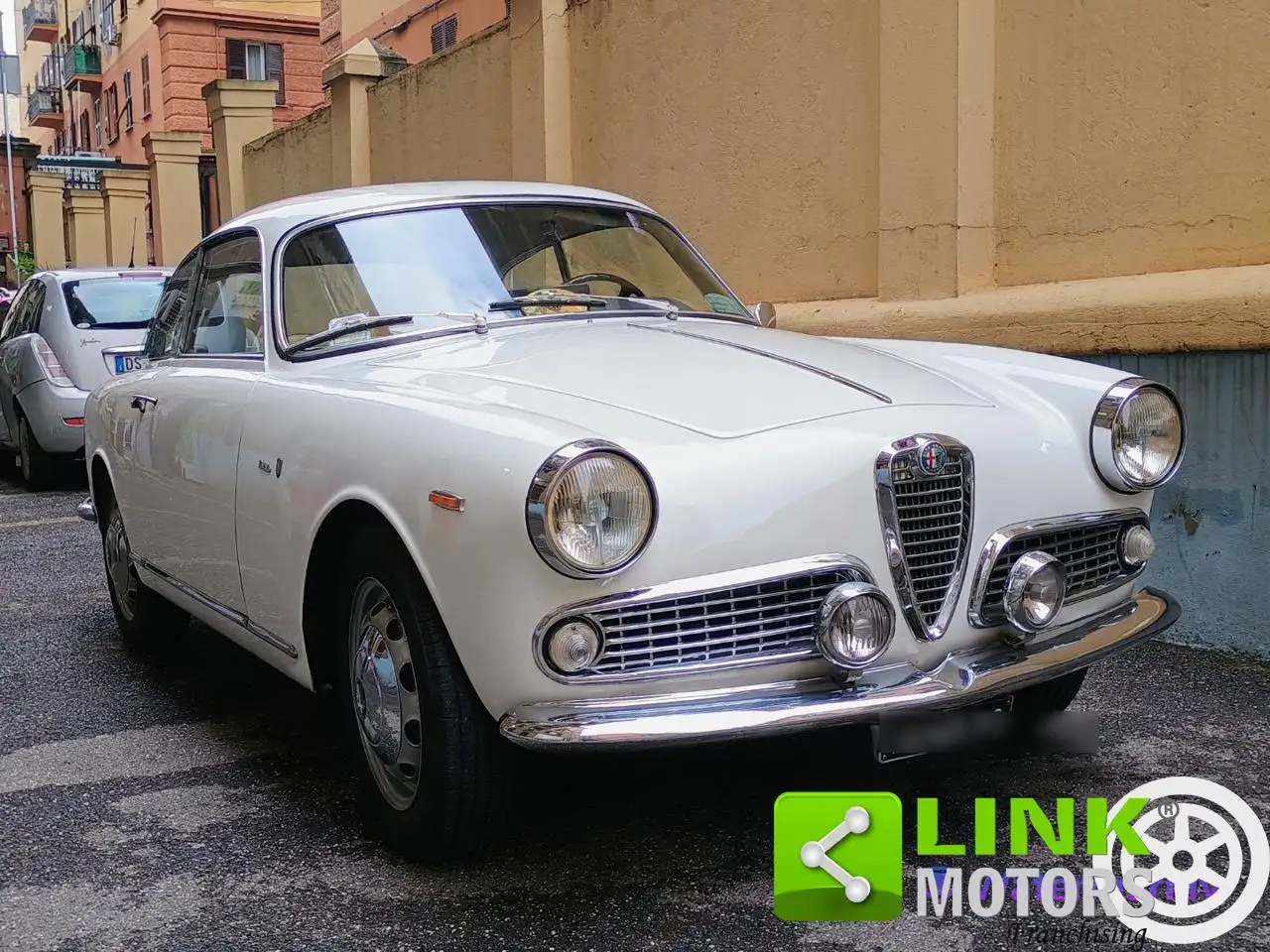 Alfa Romeo Giulia Sprint 1600, foto 1