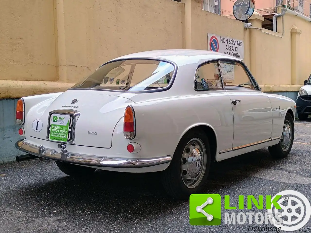 Alfa Romeo Giulia Sprint 1600, foto 3