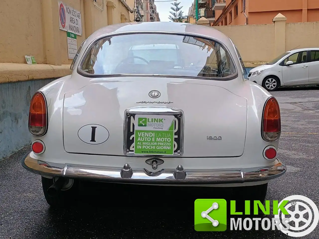 Alfa Romeo Giulia Sprint 1600, foto 2