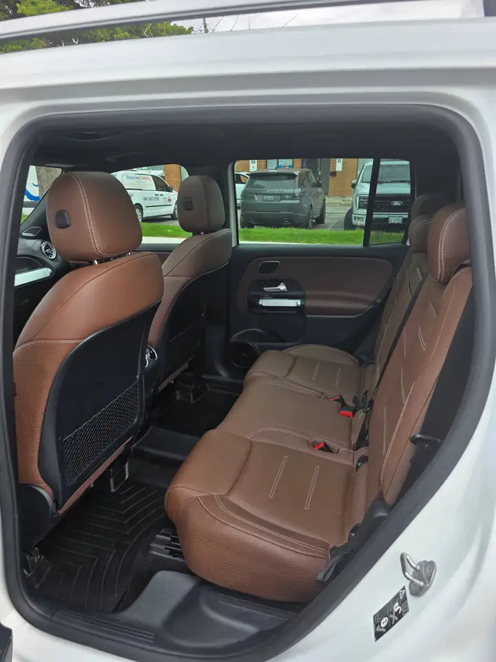 Mercedes-Benz GLB fotografie Mercedes-Benz GLB