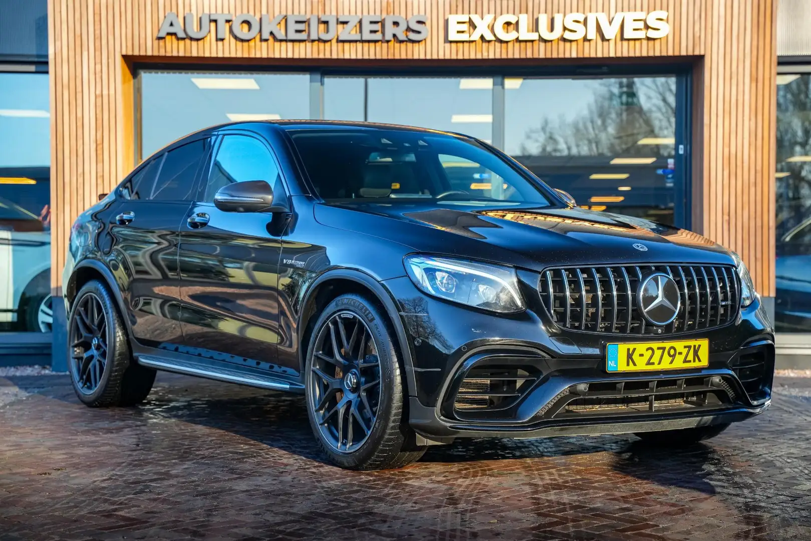 Mercedes-Benz GLC 63 AMG Coupé S 4MATIC+ Panoramadak HUD Adapt. Cruise Burm Zwart - 1