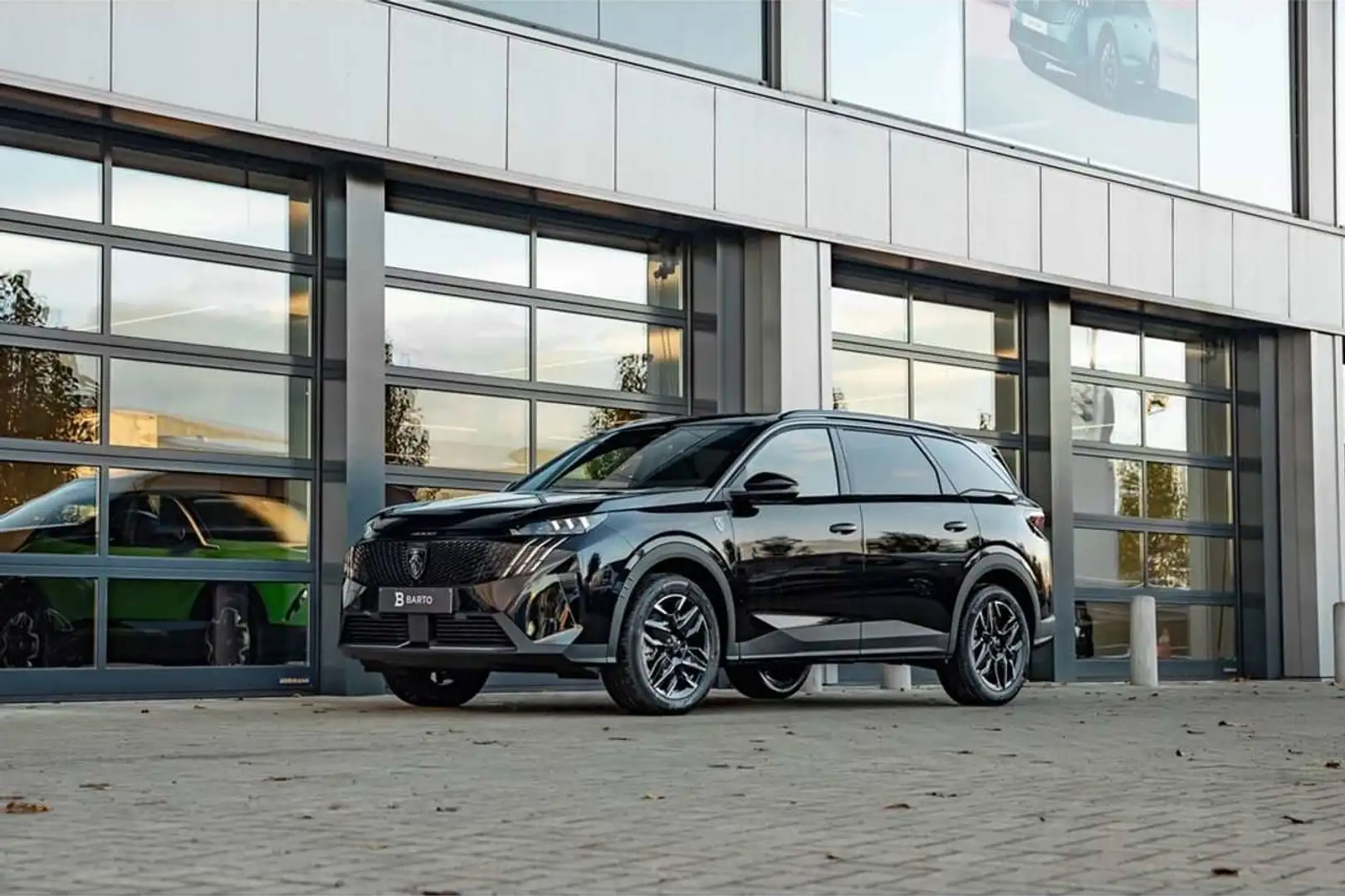 Peugeot 5008 MHEV GT - 7-zit - 360° cam - Zetelverw. - Drive... Noir - 2