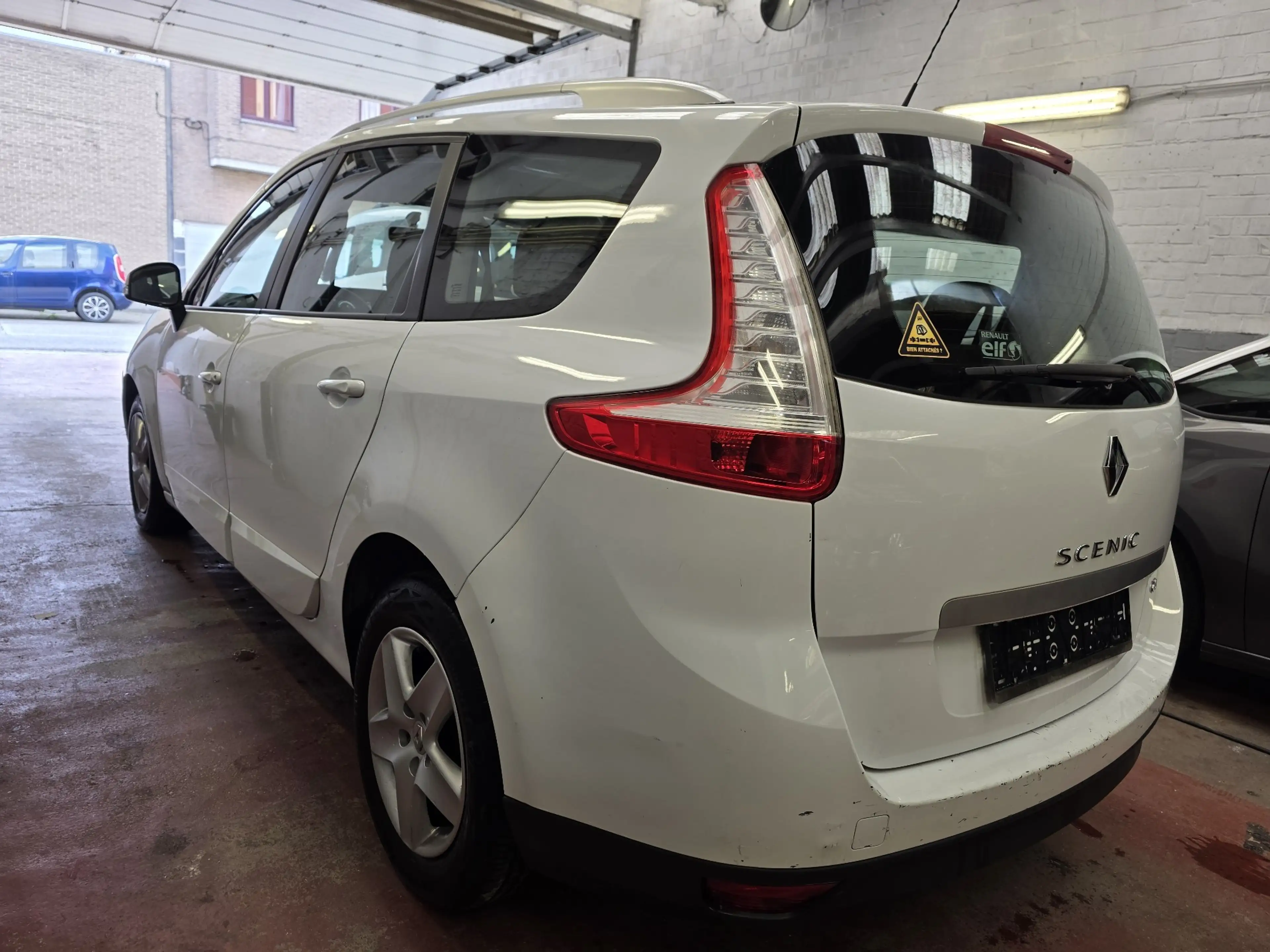 Renault Grand Scenic Grand Scénic 1.5 dCi Energy Intens 7pl. — photo 5