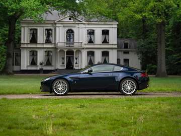 V8 4.7 V8 Sportshift