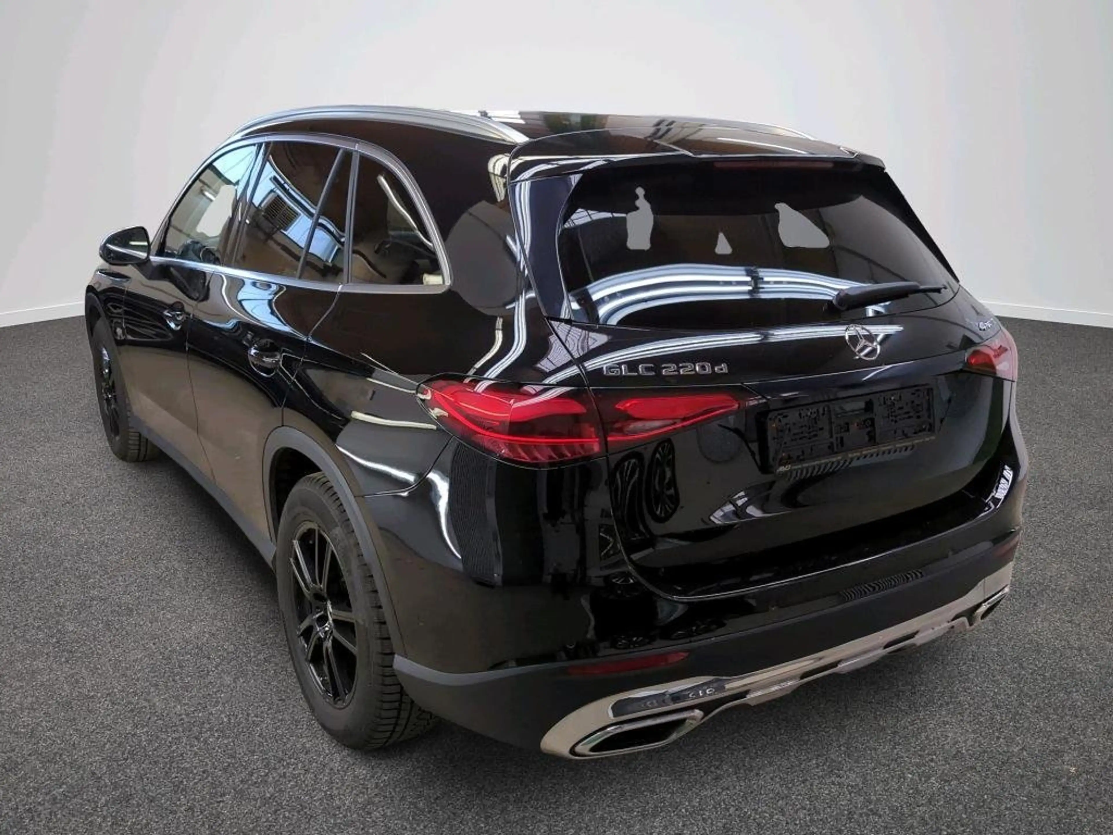 Mercedes-Benz GLC 220 d Avantgarde 4Matic AHK ACC El.Heckkl. — photo 7