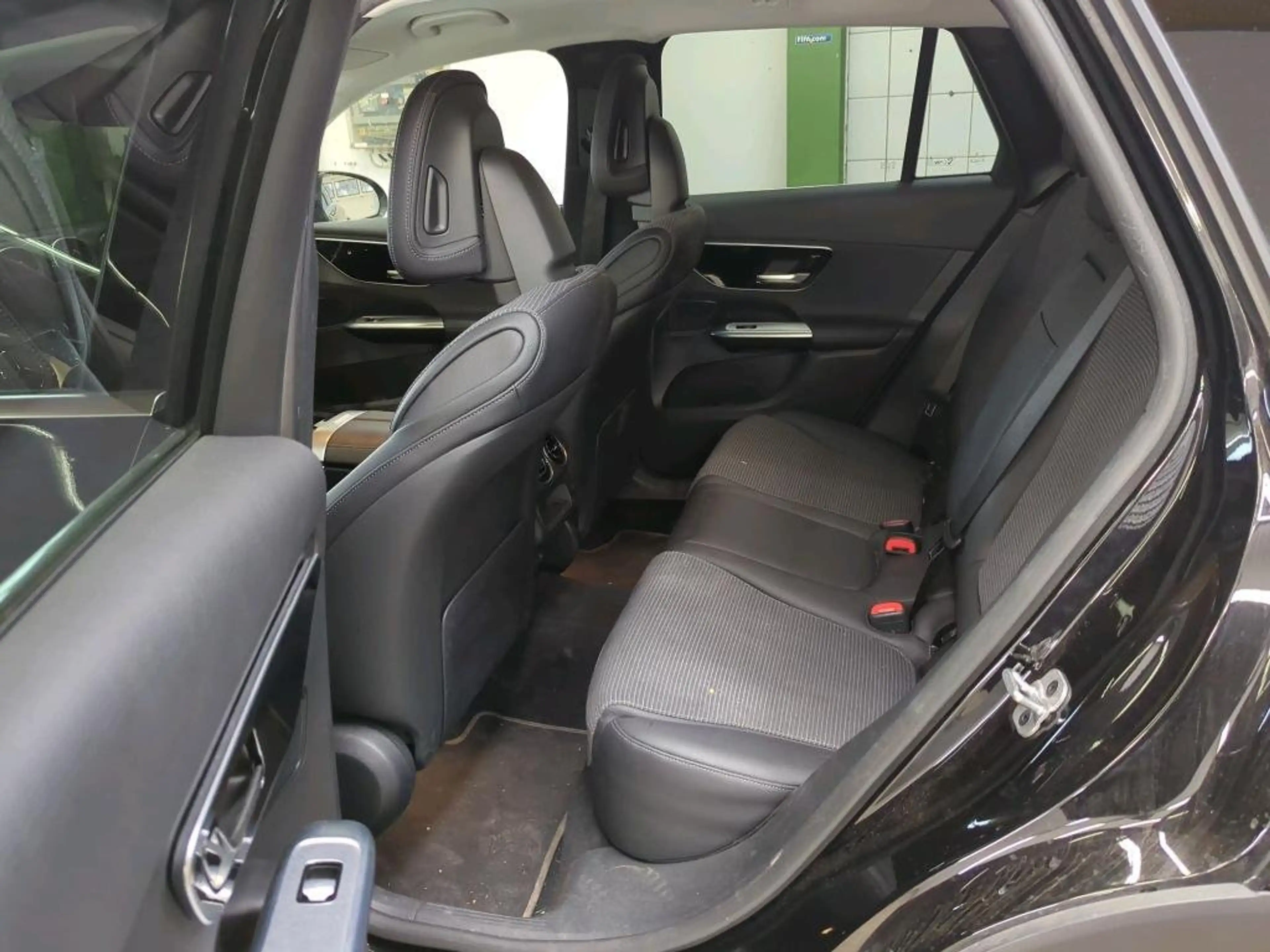 Mercedes-Benz GLC 220 d Avantgarde 4Matic AHK ACC El.Heckkl. — photo 11