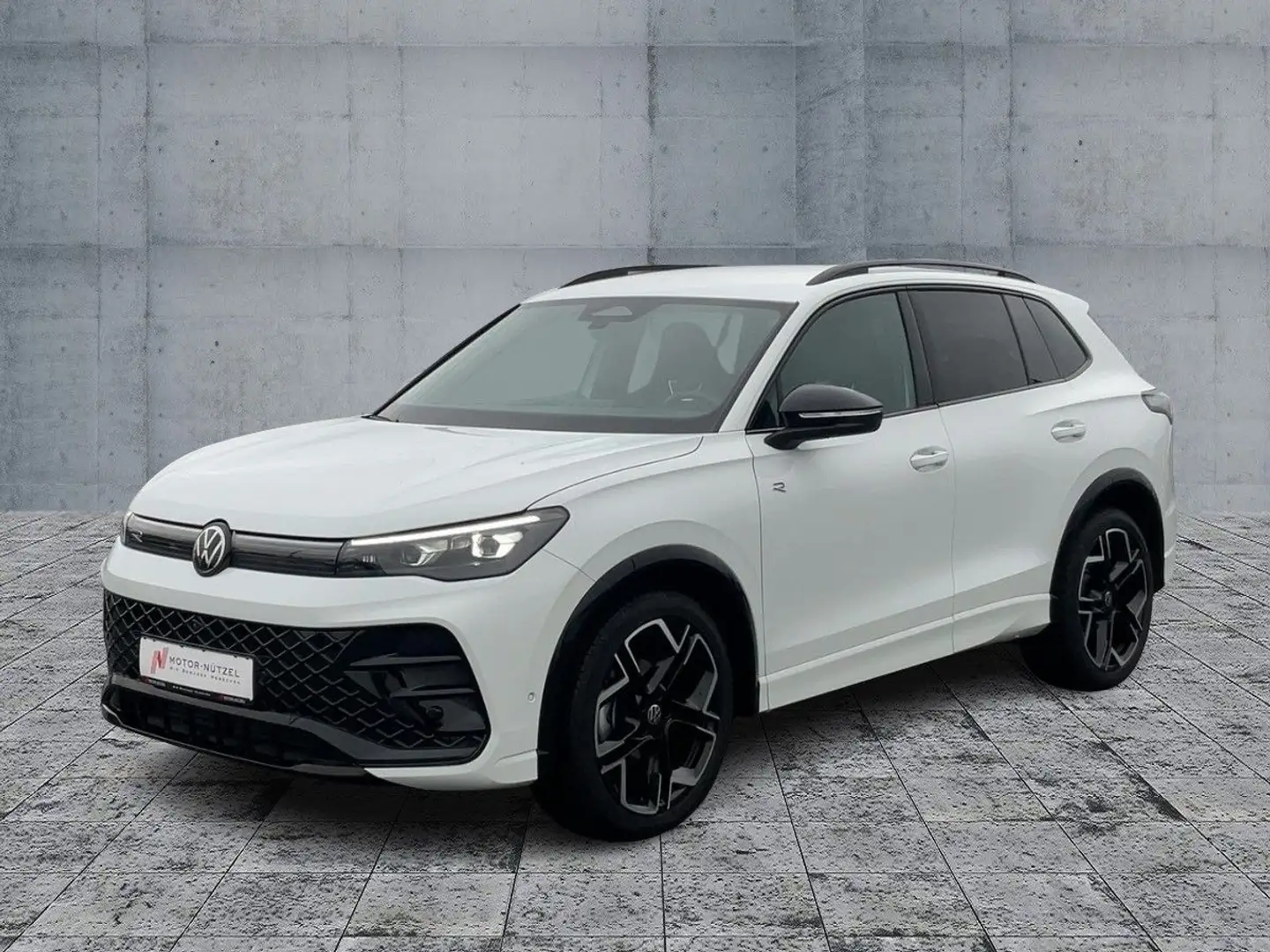 Volkswagen Tiguan 1.5 eTSI DSG R-LINE BLACK MATRIX+HuD+AHK Weiß - 2