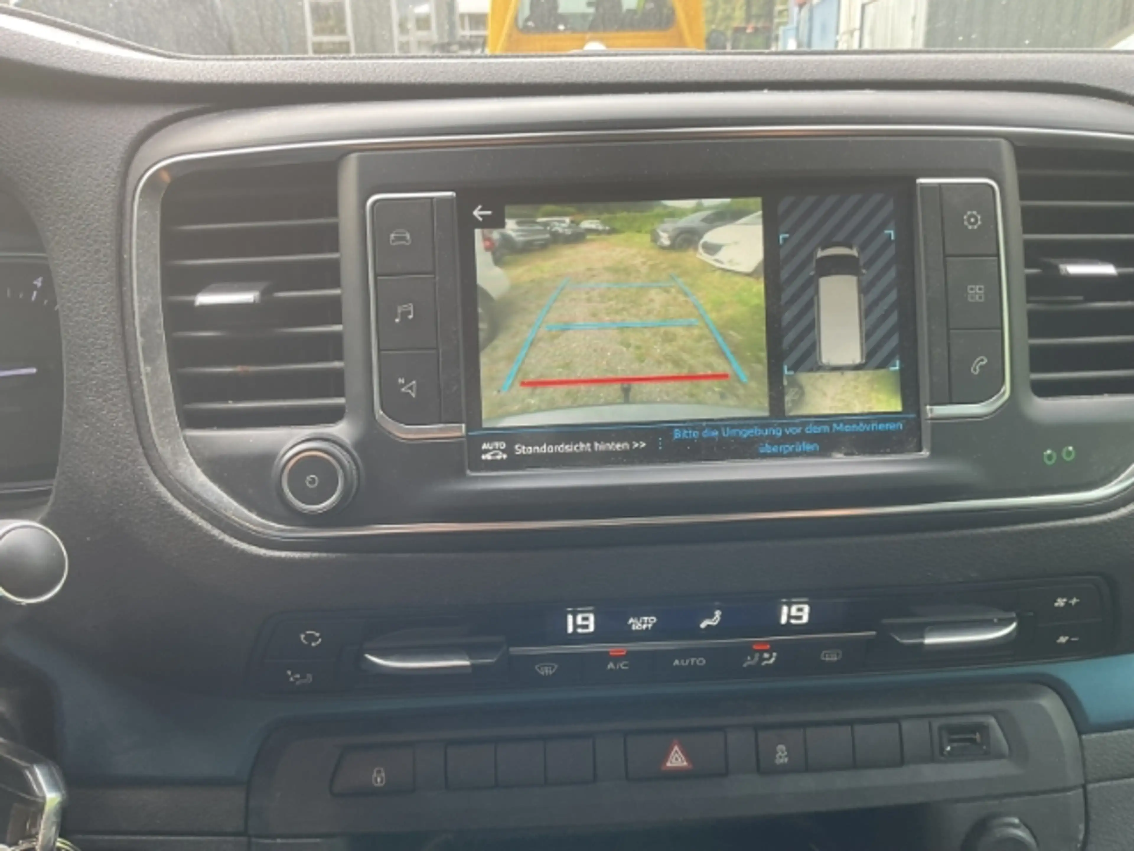 Peugeot Traveller Active L2 Dangel 4x4 AHK Navi DAB SHZ Totwinkelass — photo 13