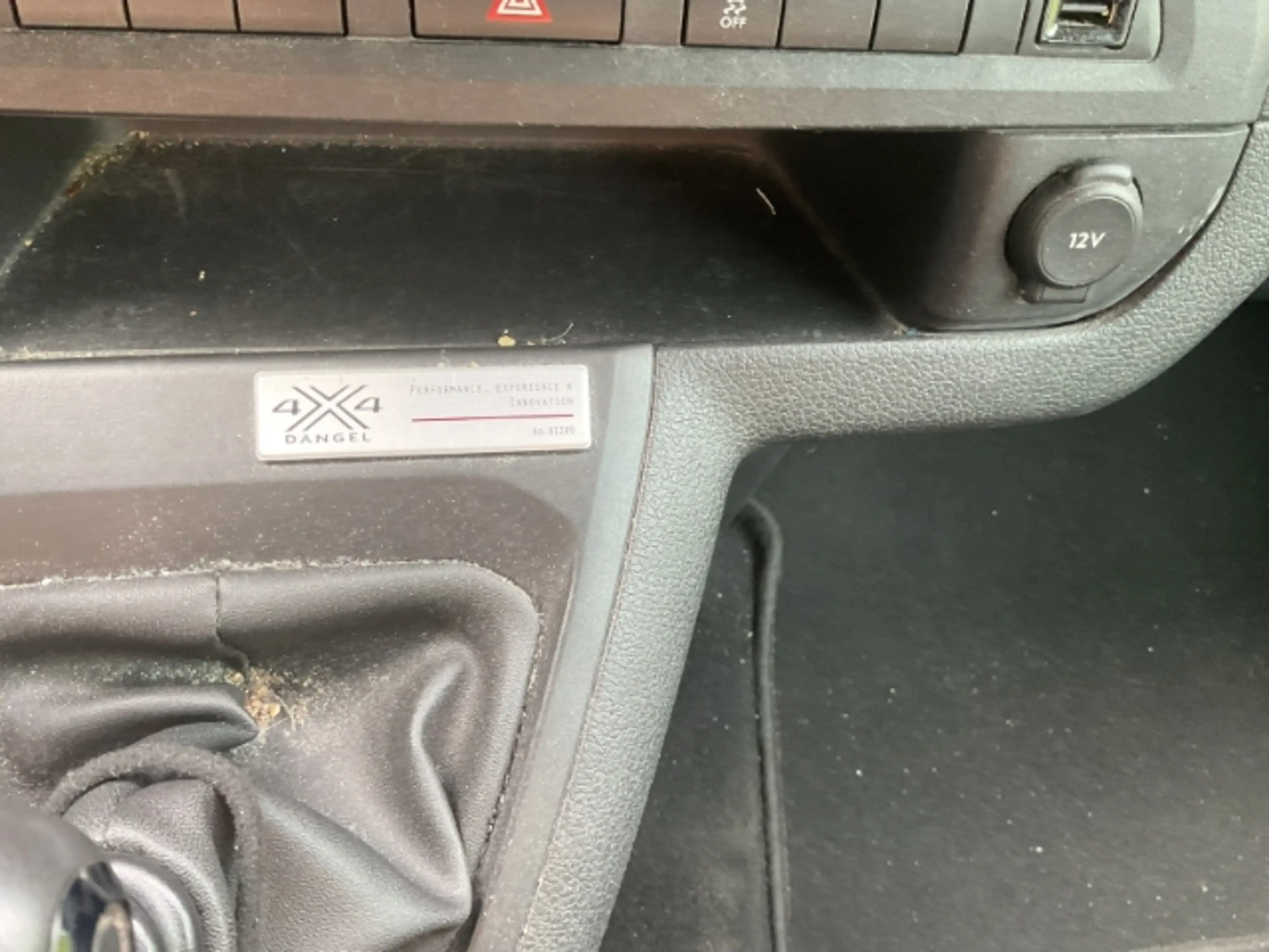Peugeot Traveller Active L2 Dangel 4x4 AHK Navi DAB SHZ Totwinkelass — photo 10