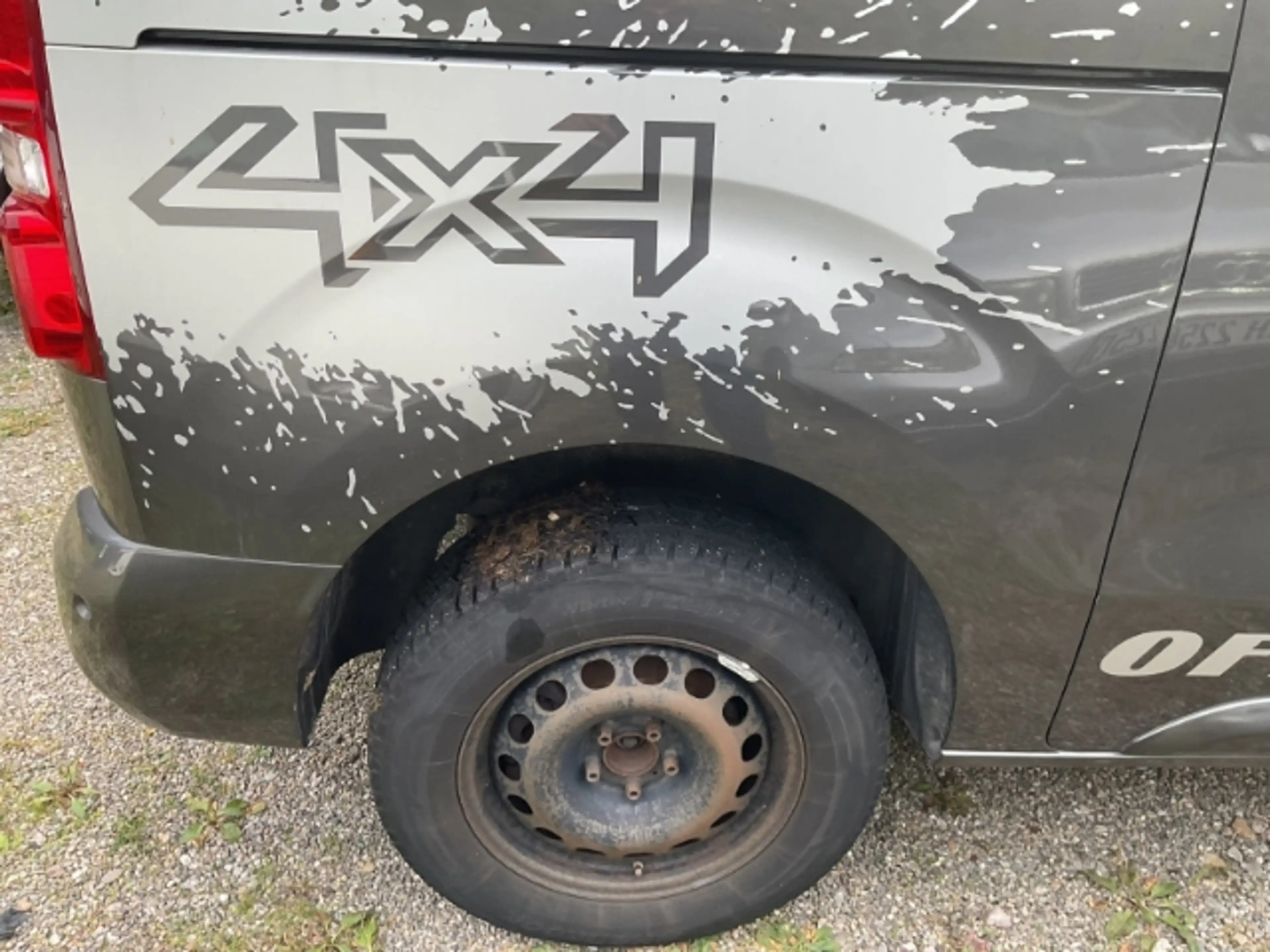 Peugeot Traveller Active L2 Dangel 4x4 AHK Navi DAB SHZ Totwinkelass — photo 4