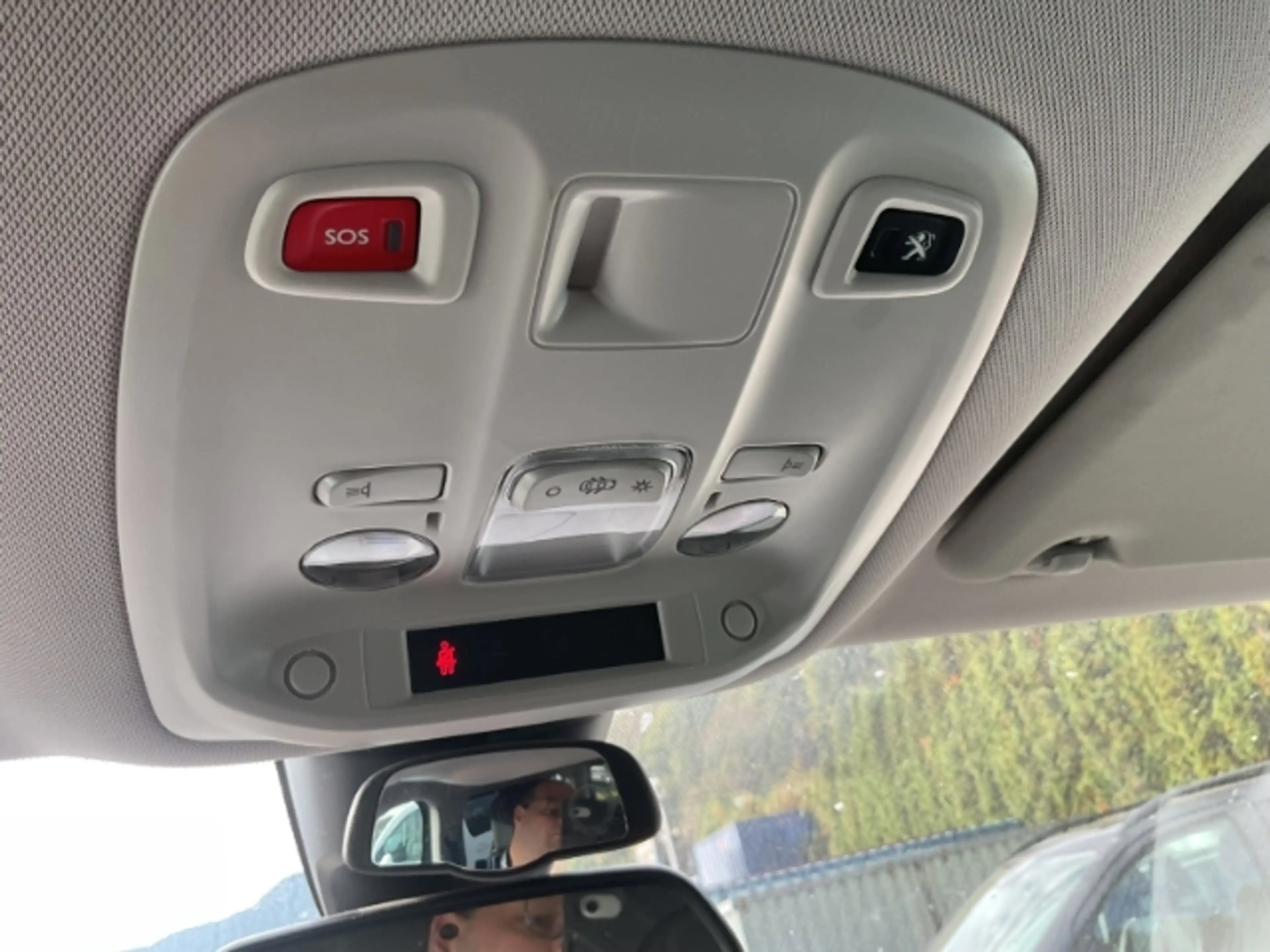 Peugeot Traveller Active L2 Dangel 4x4 AHK Navi DAB SHZ Totwinkelass — photo 14