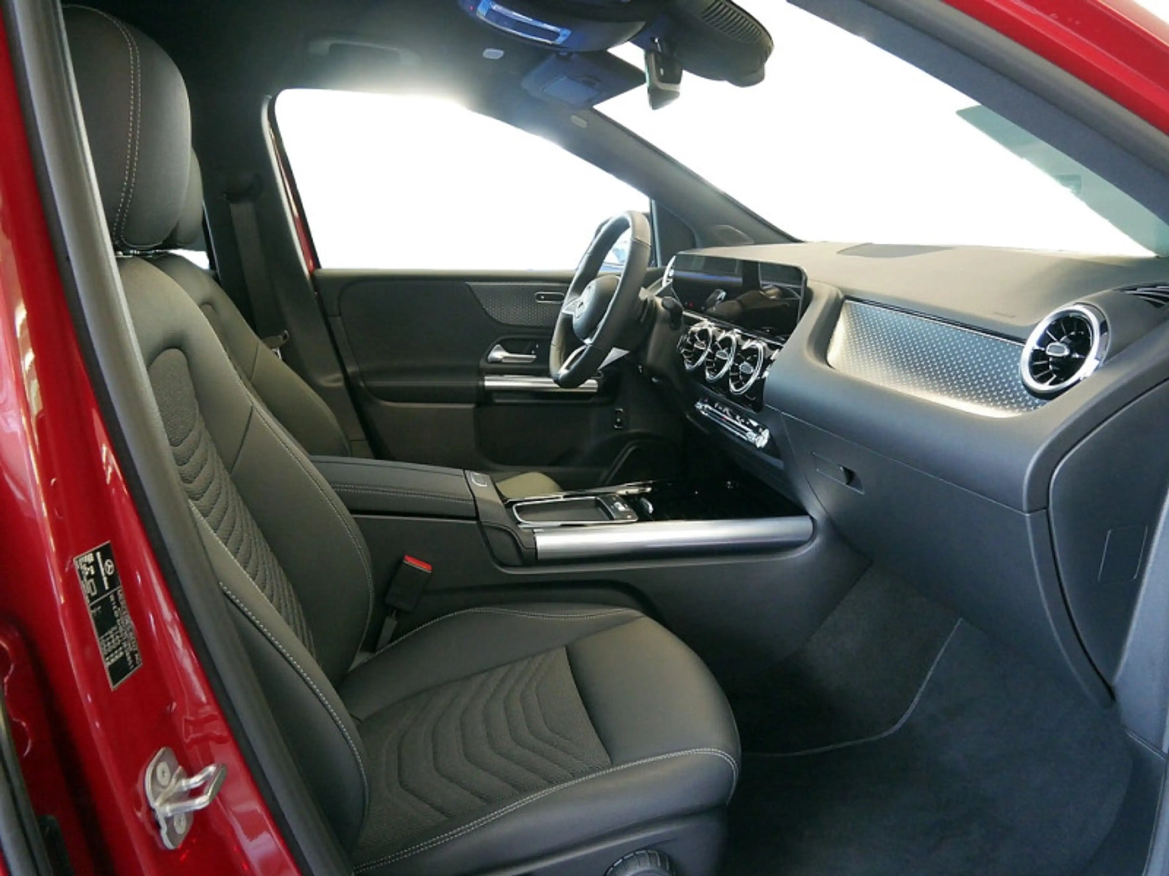 Mercedes-Benz B 250 4M , NIGHT PROGRESSIVE KAMERA SPUR PDC SHZ — photo 8