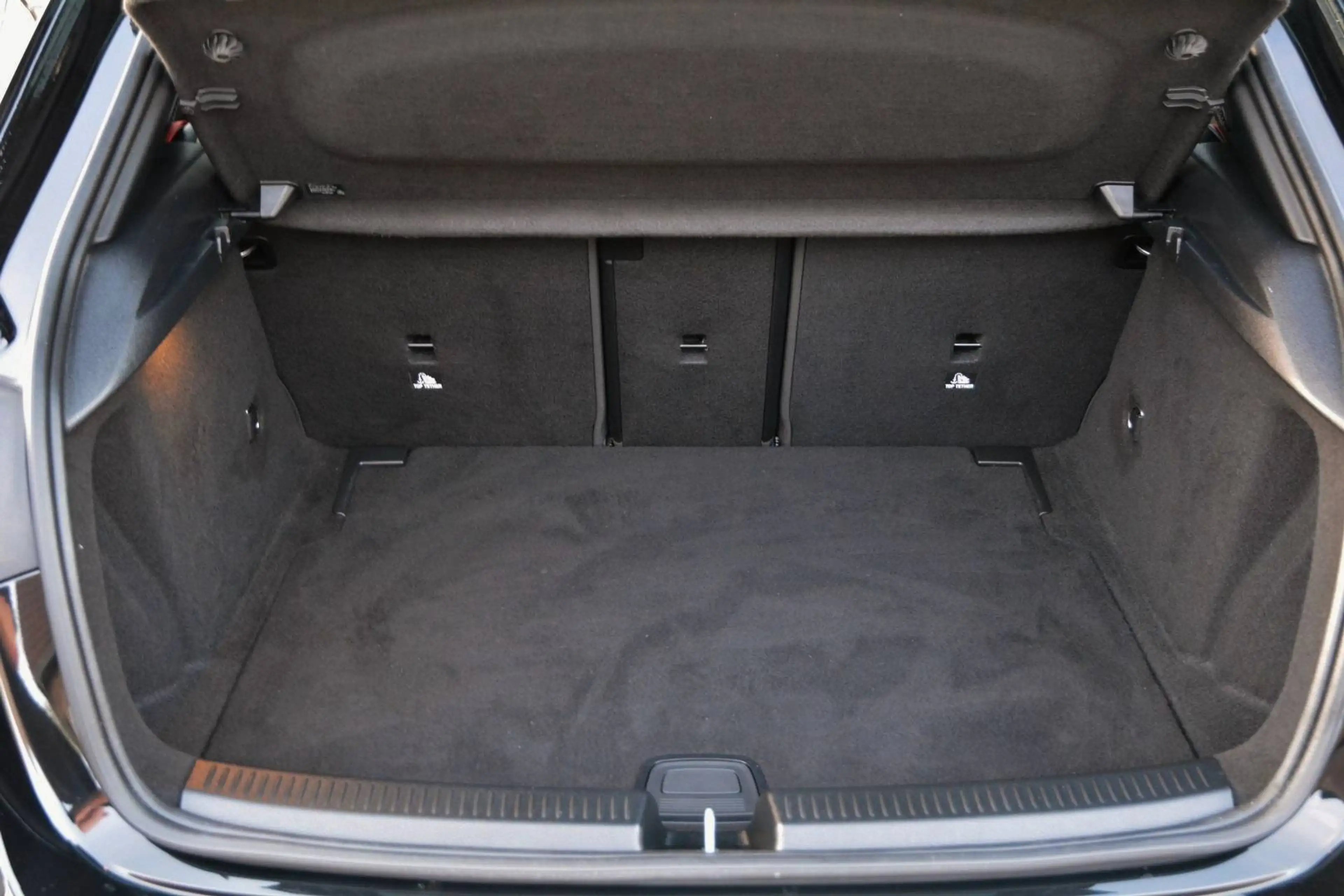 Mercedes-Benz A 35 AMG A 35 AMG 4-Matic **LOOK A45 AMG**PERFORMANCE ZETELS** FULL BLACK** — photo 45