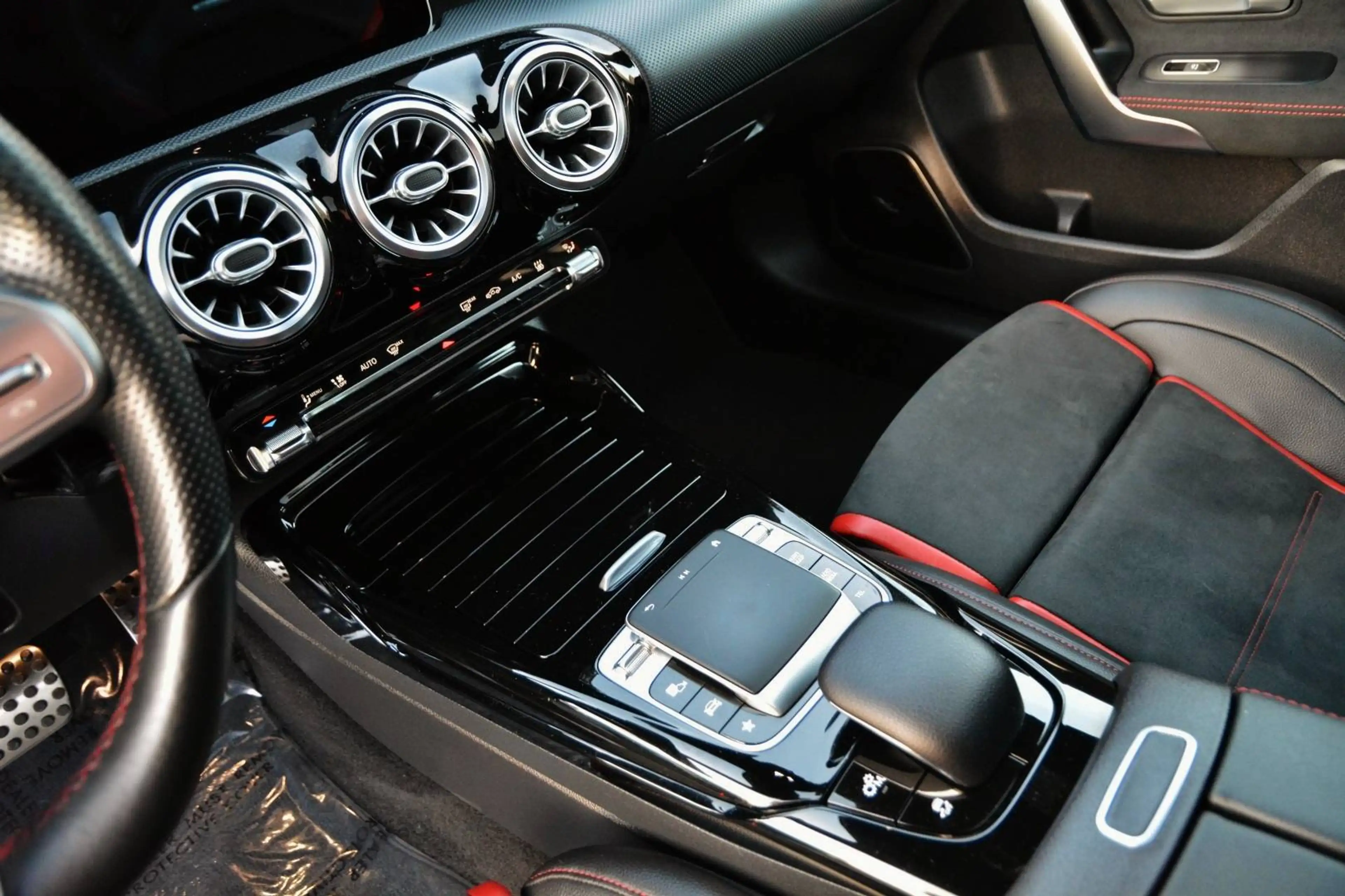 Mercedes-Benz A 35 AMG A 35 AMG 4-Matic **LOOK A45 AMG**PERFORMANCE ZETELS** FULL BLACK** — photo 12