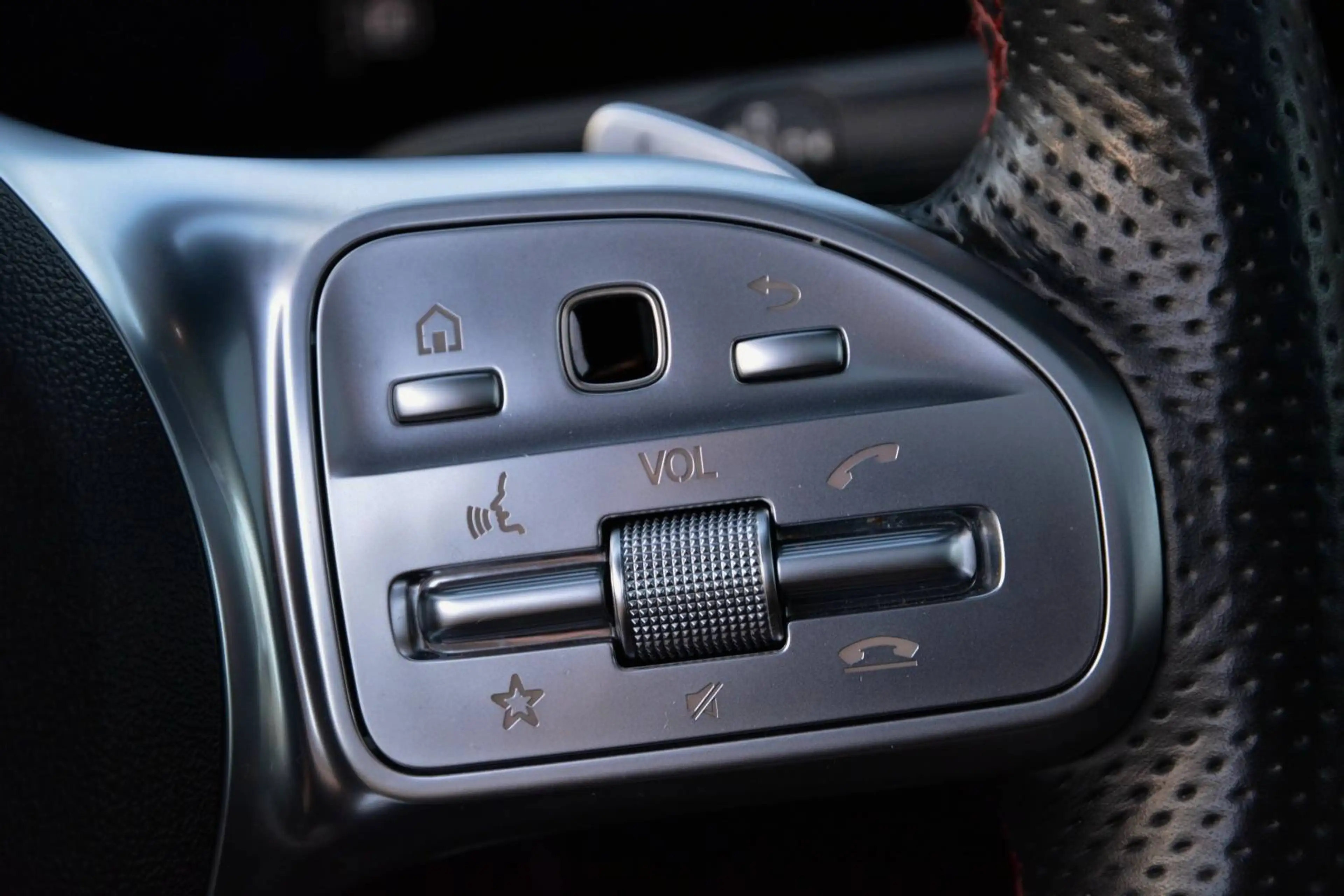 Mercedes-Benz A 35 AMG A 35 AMG 4-Matic **LOOK A45 AMG**PERFORMANCE ZETELS** FULL BLACK** — photo 40