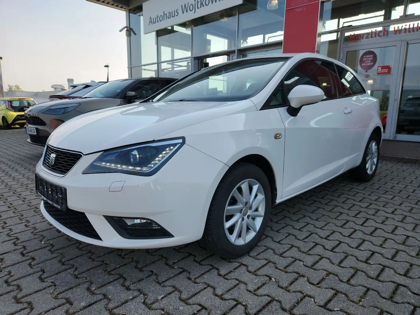 SEAT Ibiza SC Style Viva*Navi*Klimaautomatik*Bi-Xenon Wit - 1