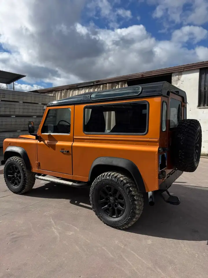 Land Rover Defender 90 2.5 td5 County SW, foto 3