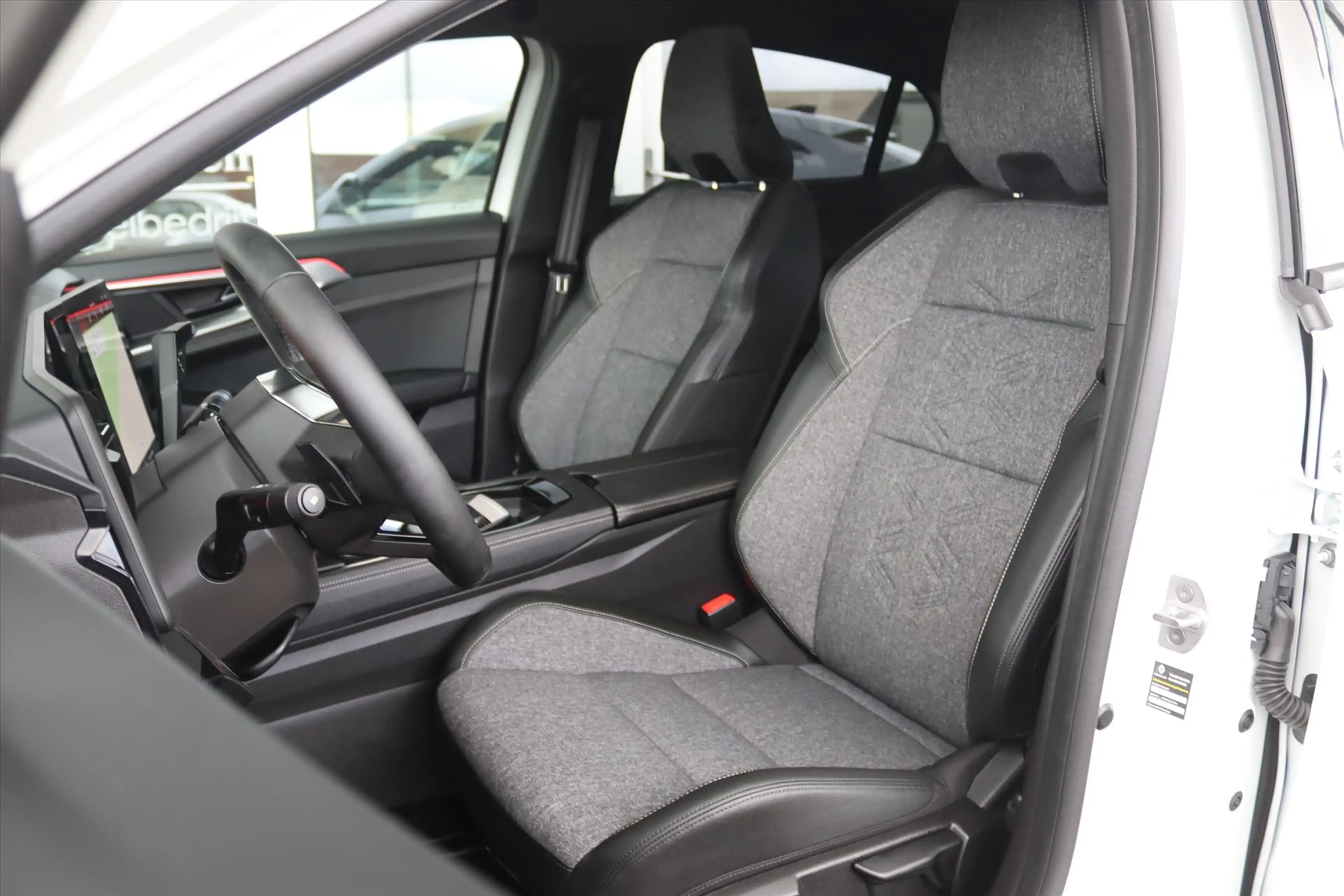 Renault Rafale E-Tech FULL HYBRID 200PK TECHNO Panodak | Navi | A — photo 16