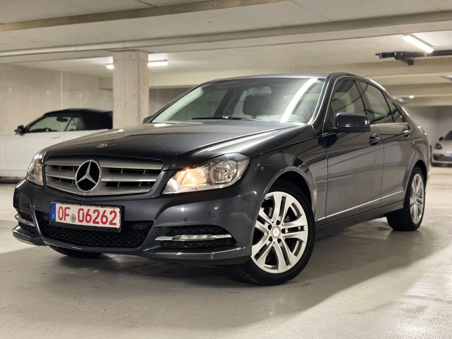 Mercedes-Benz C 180 CGI BlueEfficiency*Automatik*AHK*Garantie Gris - 2