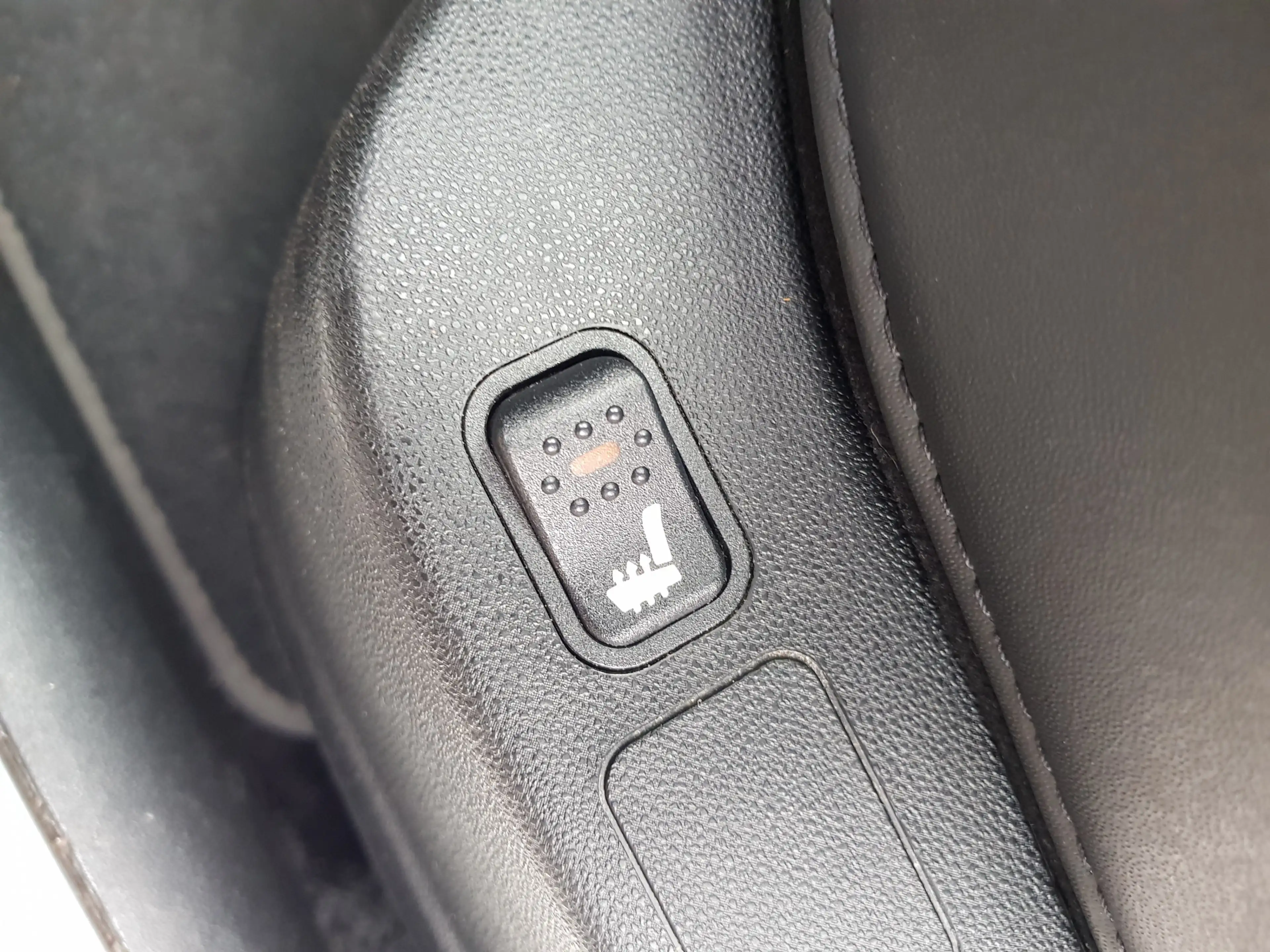 Alfa Romeo Giulietta 1.4 T 170Pk Vol Leder Navi Xenon 18"Vlg — photo 25