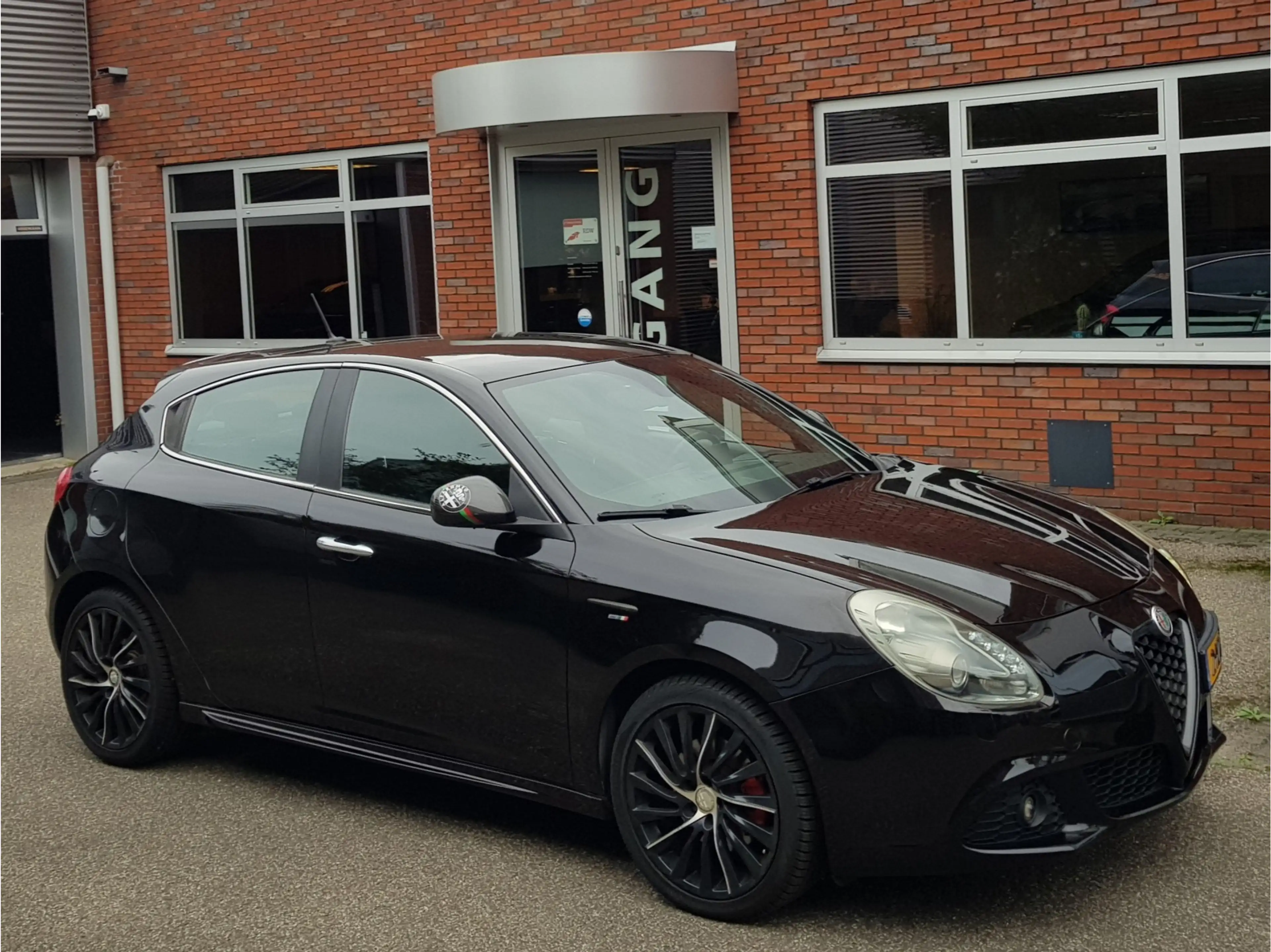 Alfa Romeo Giulietta 1.4 T 170Pk Vol Leder Navi Xenon 18"Vlg — photo 3