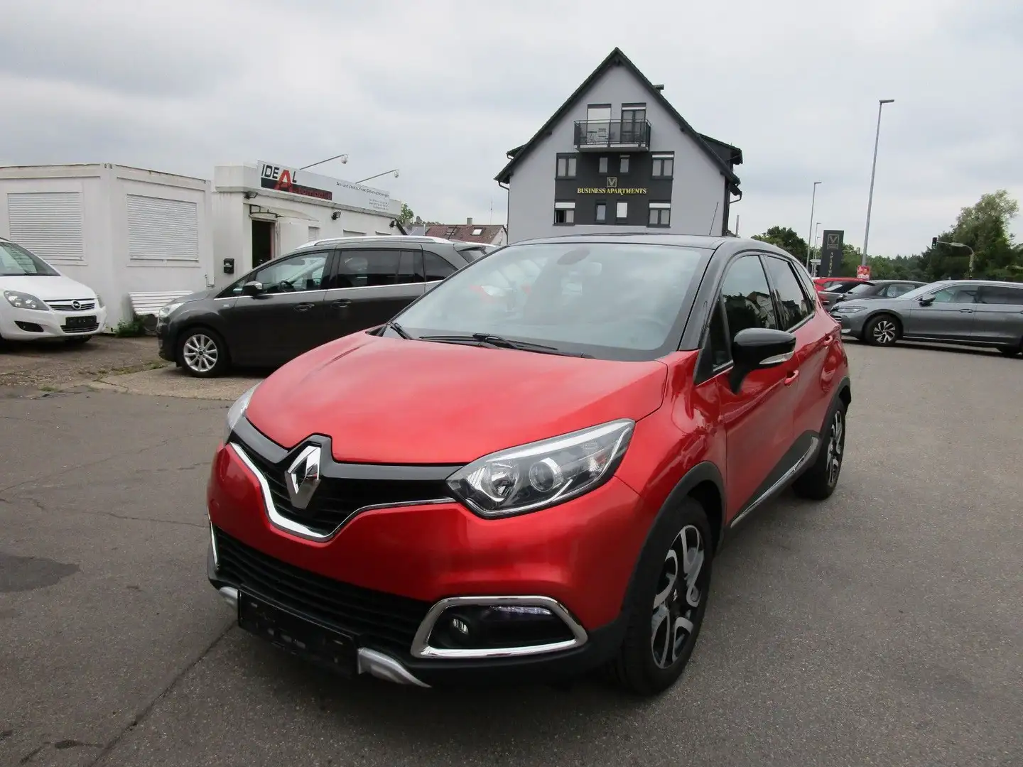 Renault Captur 1.5 dCI XMOD Aut.*NAVI*KAMERA*8-Fach*EUR6 Rood - 1