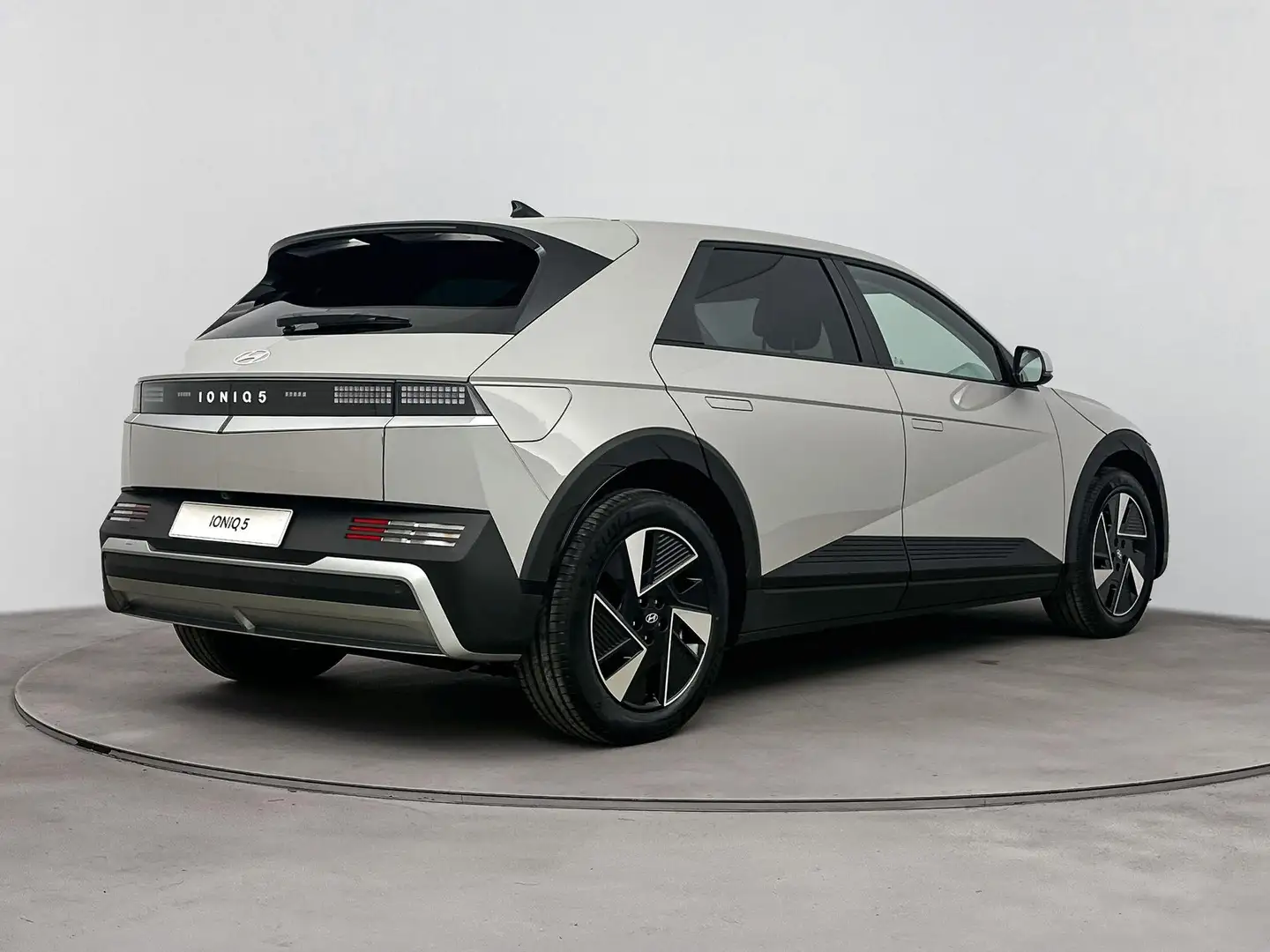 Hyundai IONIQ 5 Connect 84 kWh | € 5.000 voorraadvoordeel | Warmte - 2