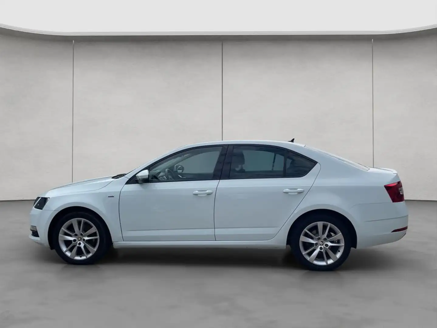 Skoda Octavia 1.8 TSI Clever NAVI GRA PDC SMARTLINK+ Wit - 2