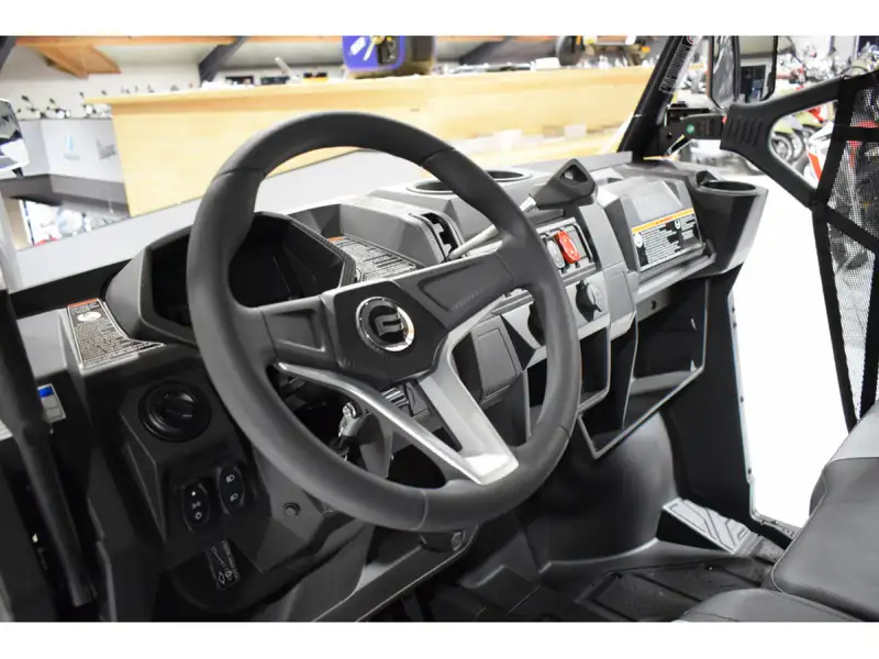 CFMOTO UForce 600 Agri - foto 5