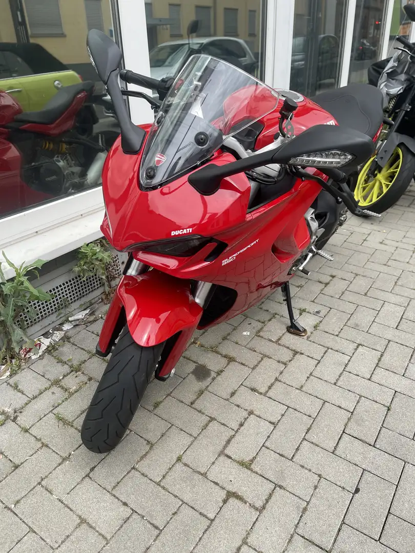 Ducati SuperSport Roşu - 1