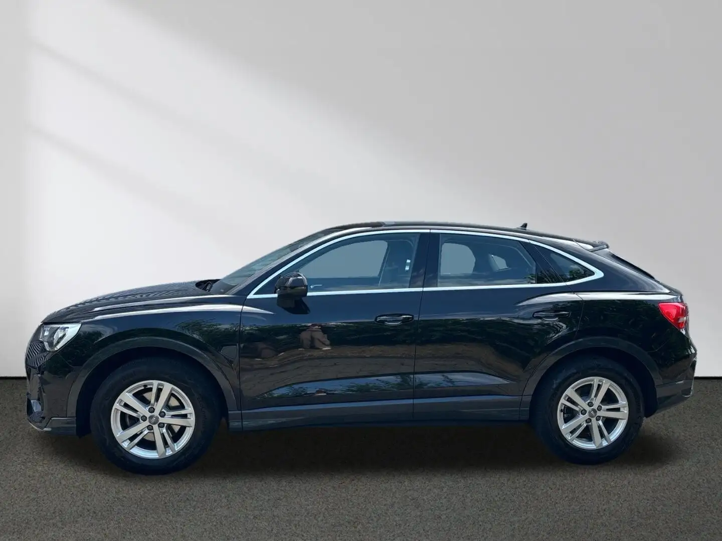 Audi Q3 Sportback 35 TFSI MMI LED PDC SHZ Noir - 2