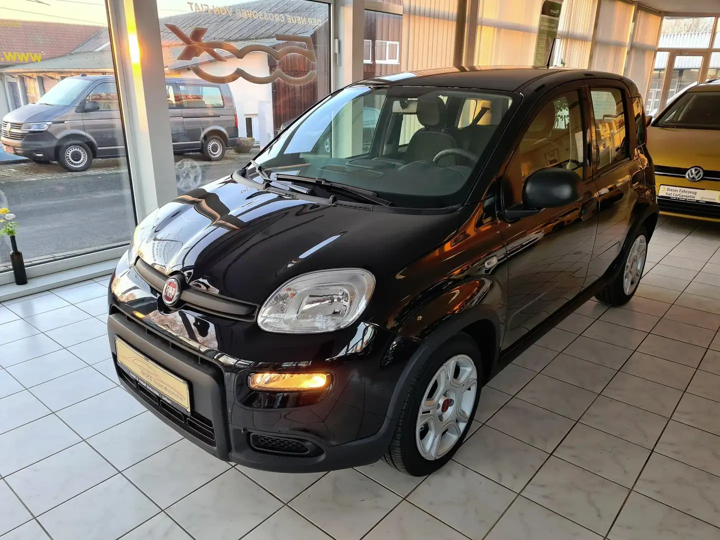 Fiat Panda Fiat 1,0 Hybrid DAB + Audiostreaming Schwarz - 1
