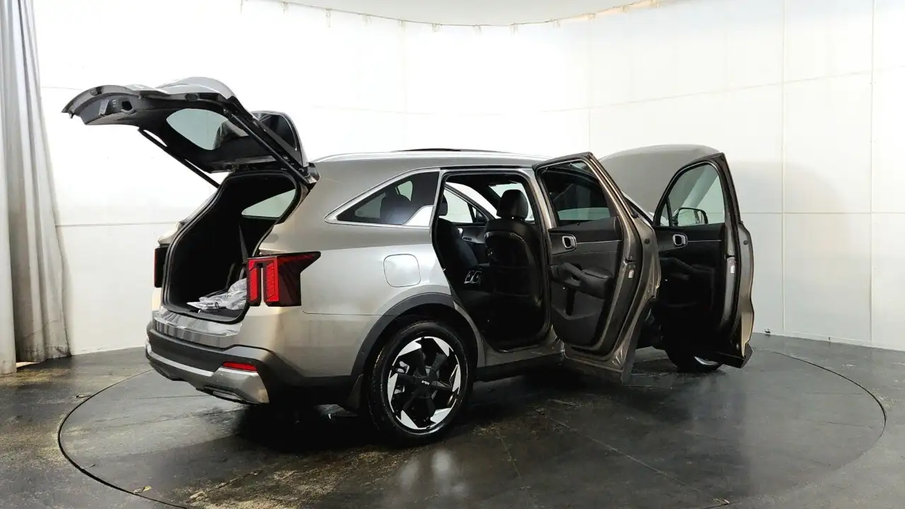 Kia Sorento снимка Kia Sorento