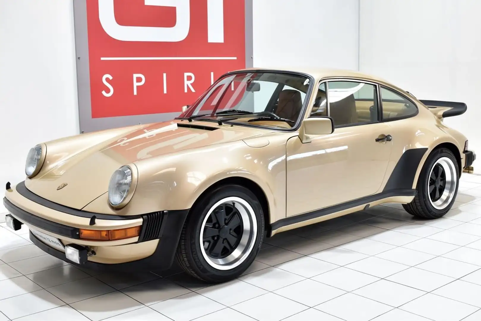 Porsche 930 PORSCHE 911 930 Turbo 3.0 - 1