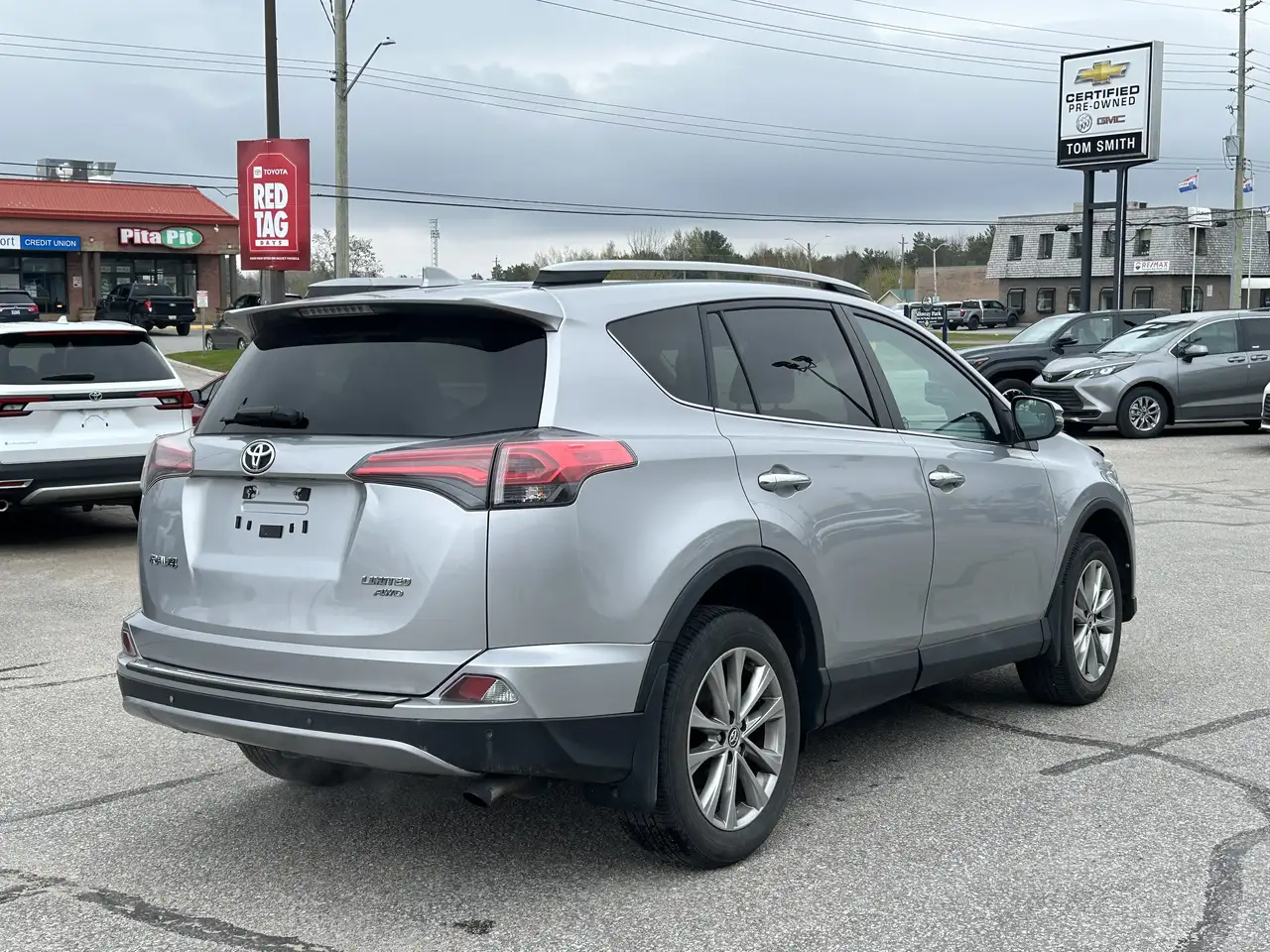 Toyota RAV 4 снимка Toyota RAV 4
