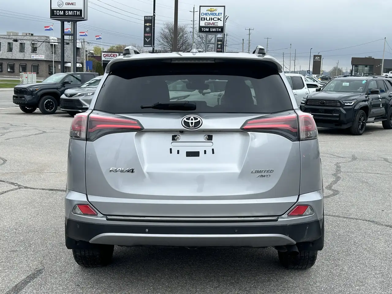 Toyota RAV 4 снимка Toyota RAV 4