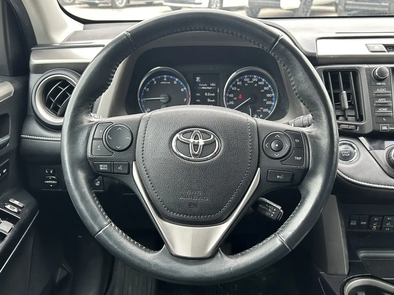 Toyota RAV 4 снимка Toyota RAV 4