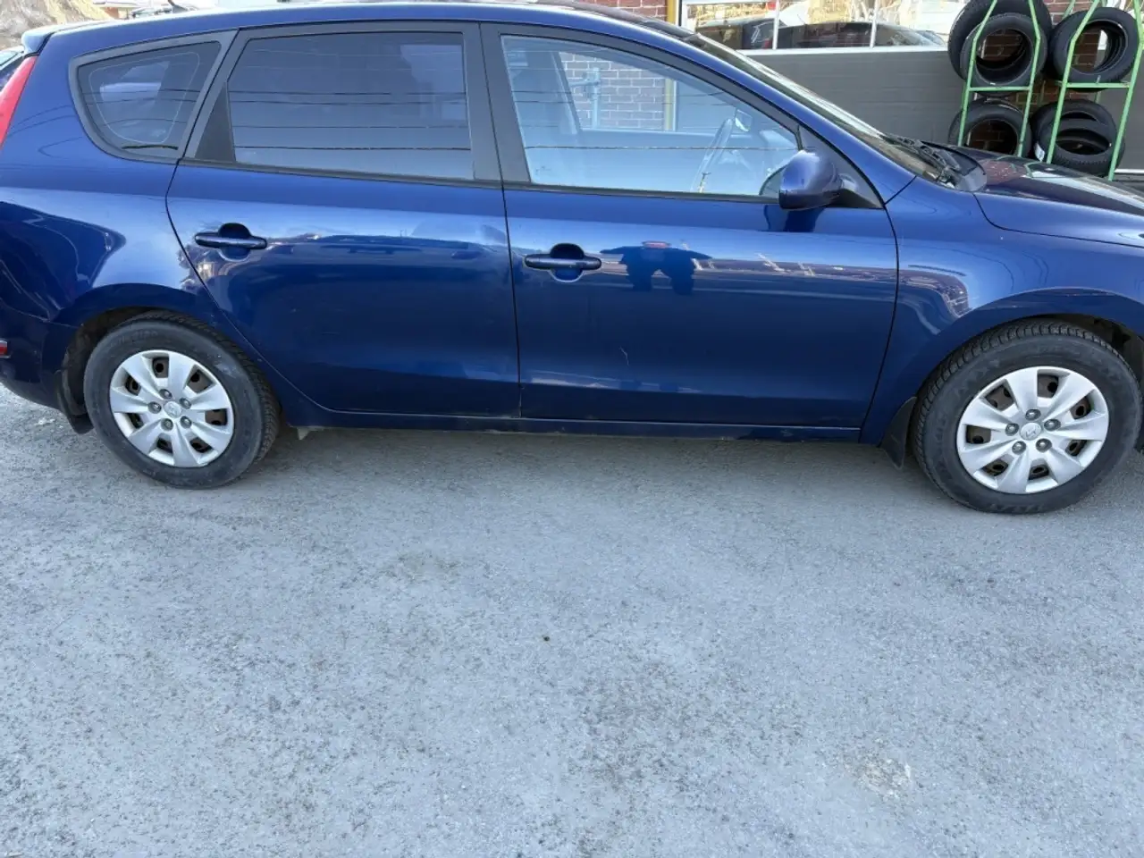 Hyundai ELANTRA снимка Hyundai ELANTRA