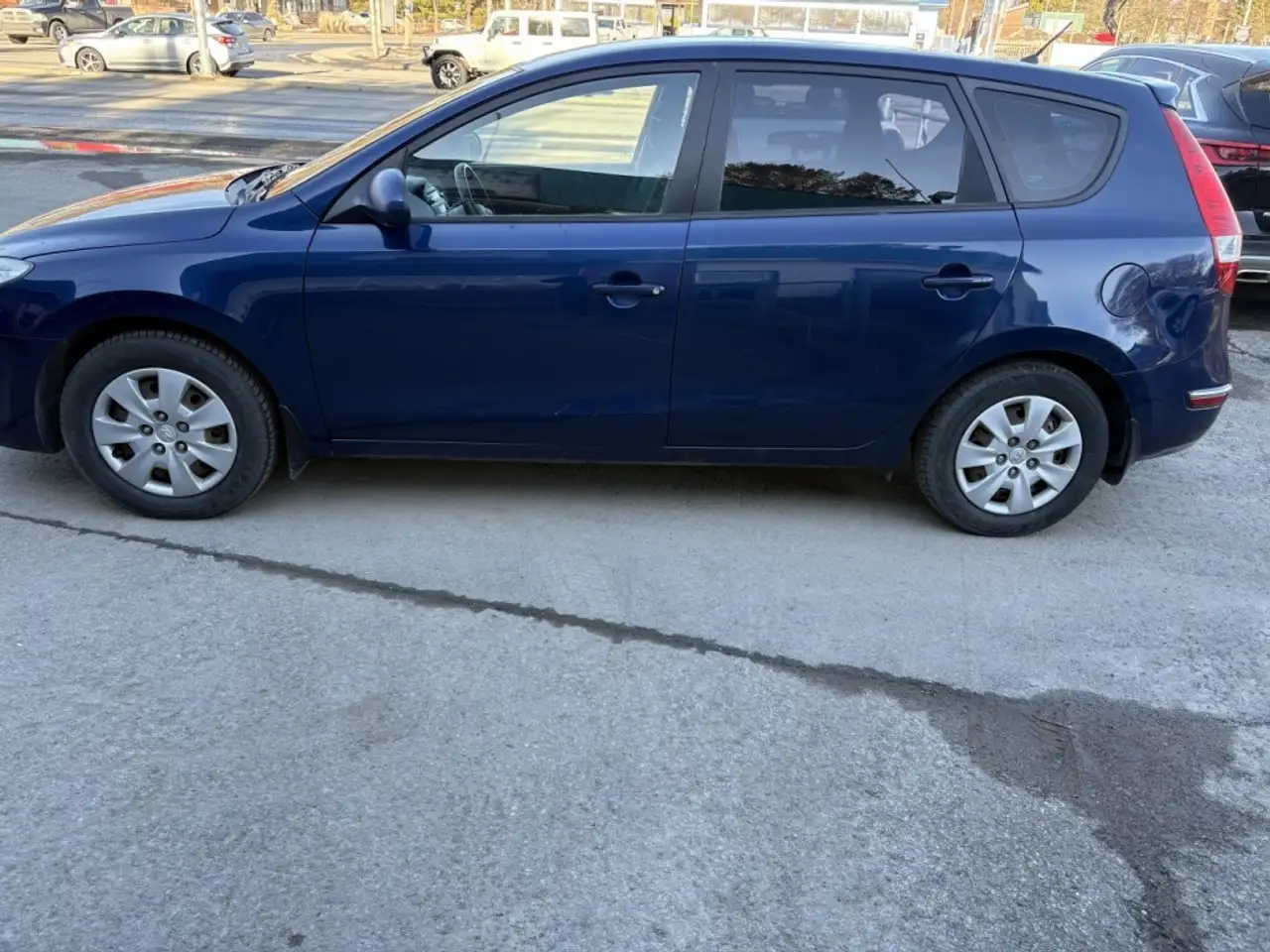 Hyundai ELANTRA снимка Hyundai ELANTRA